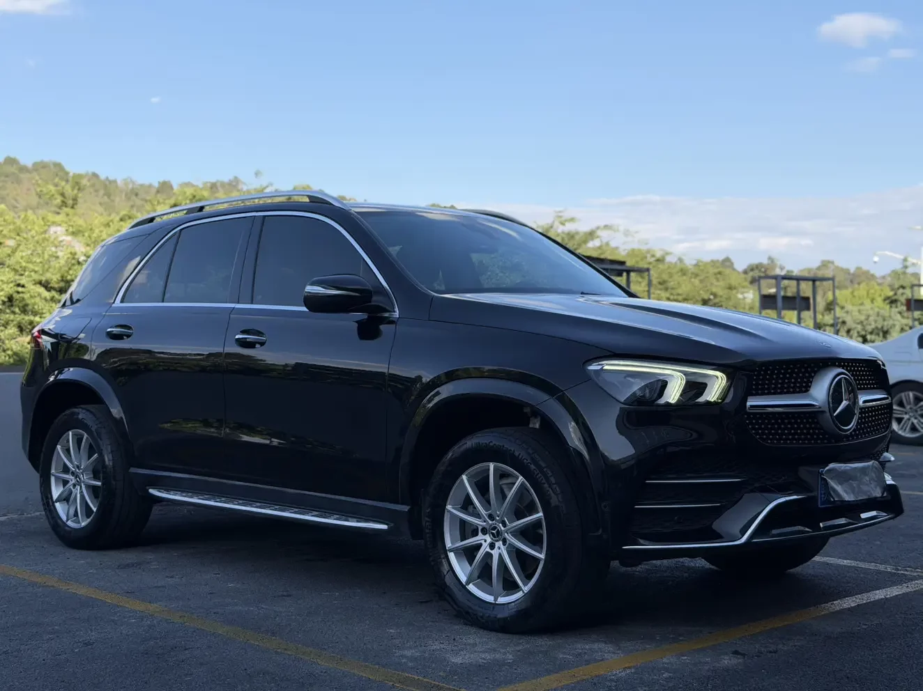 Mercedes-Benz GLE (Imported)