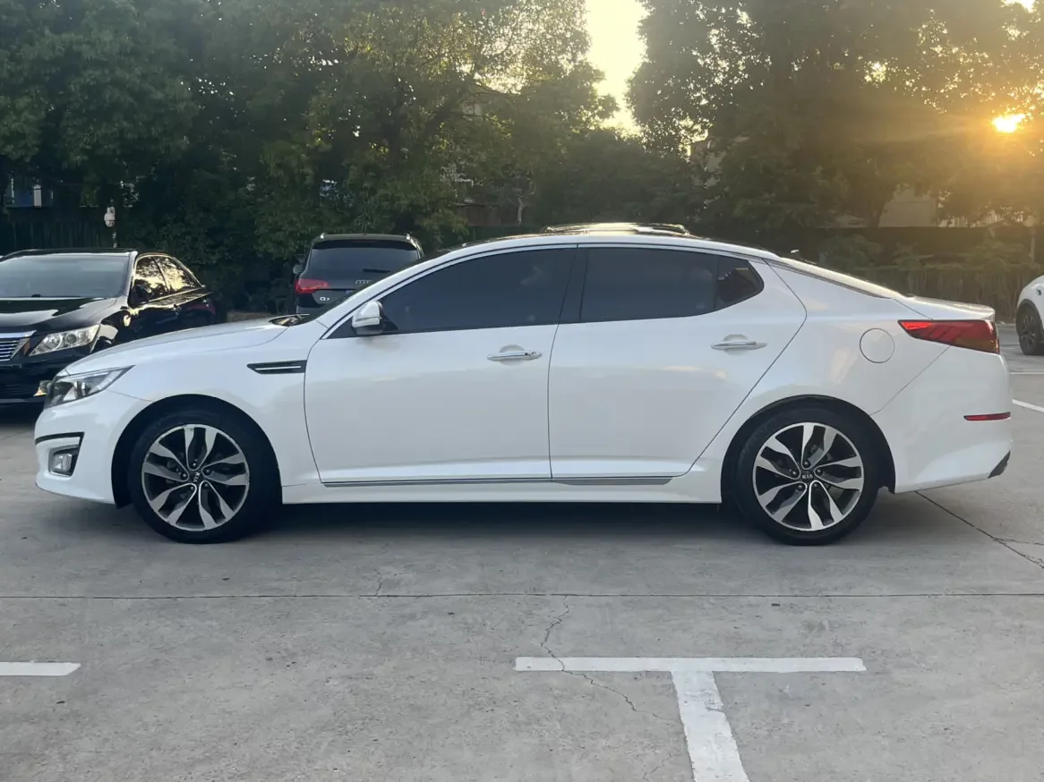 Kia K5