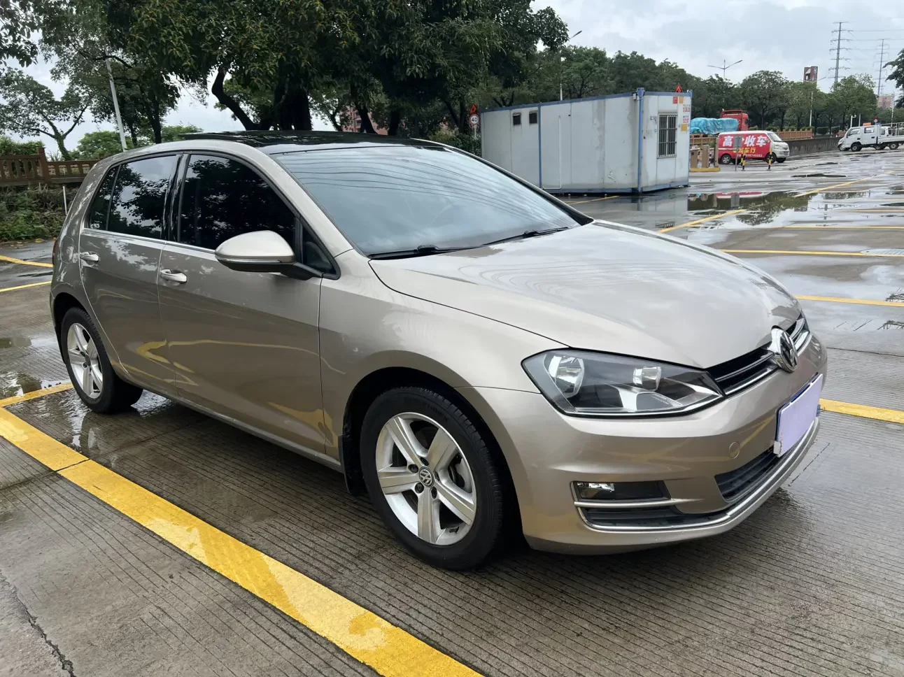 Volkswagen golf