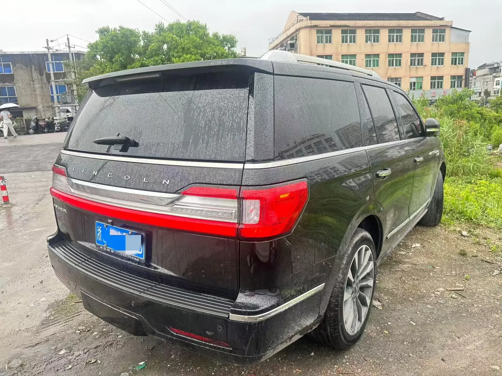 Lincoln pilot