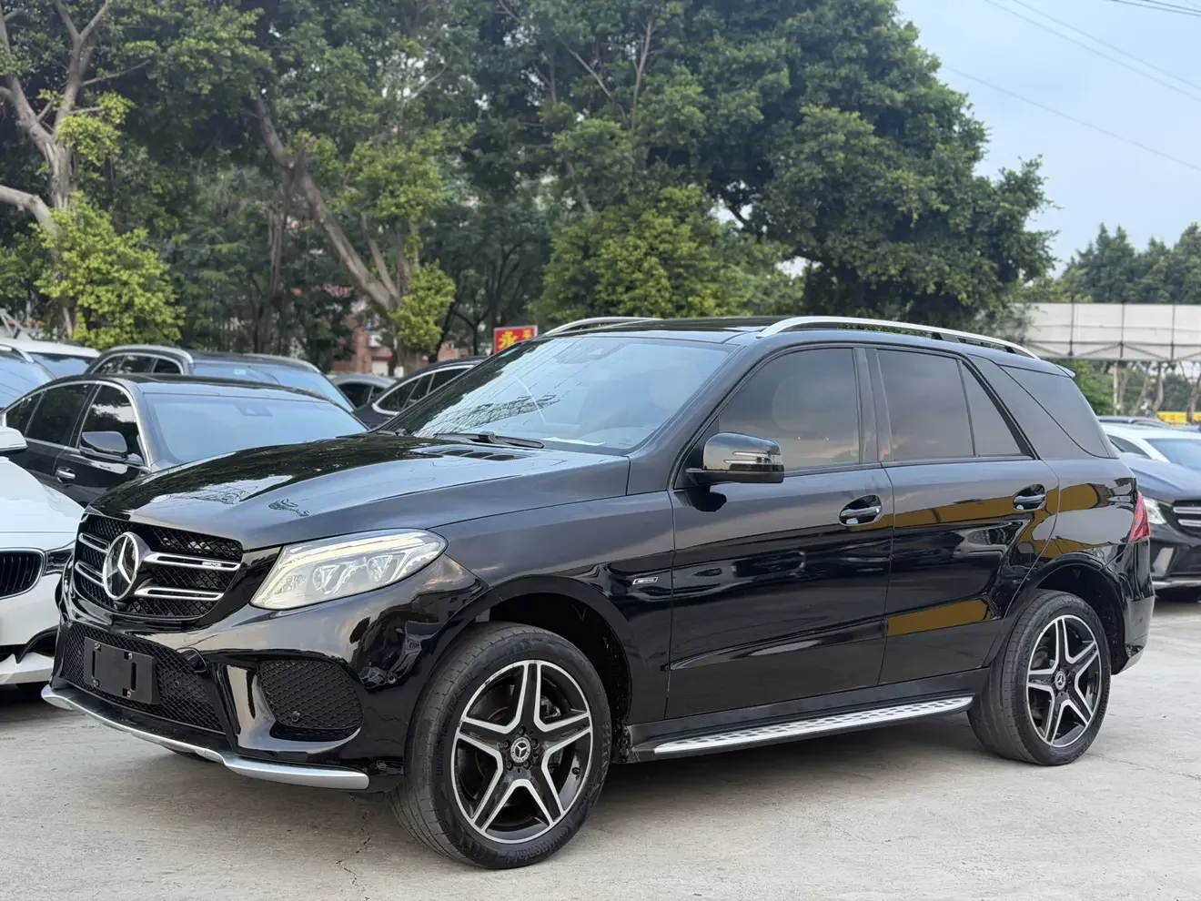 Mercedes-Benz GLE (Imported)