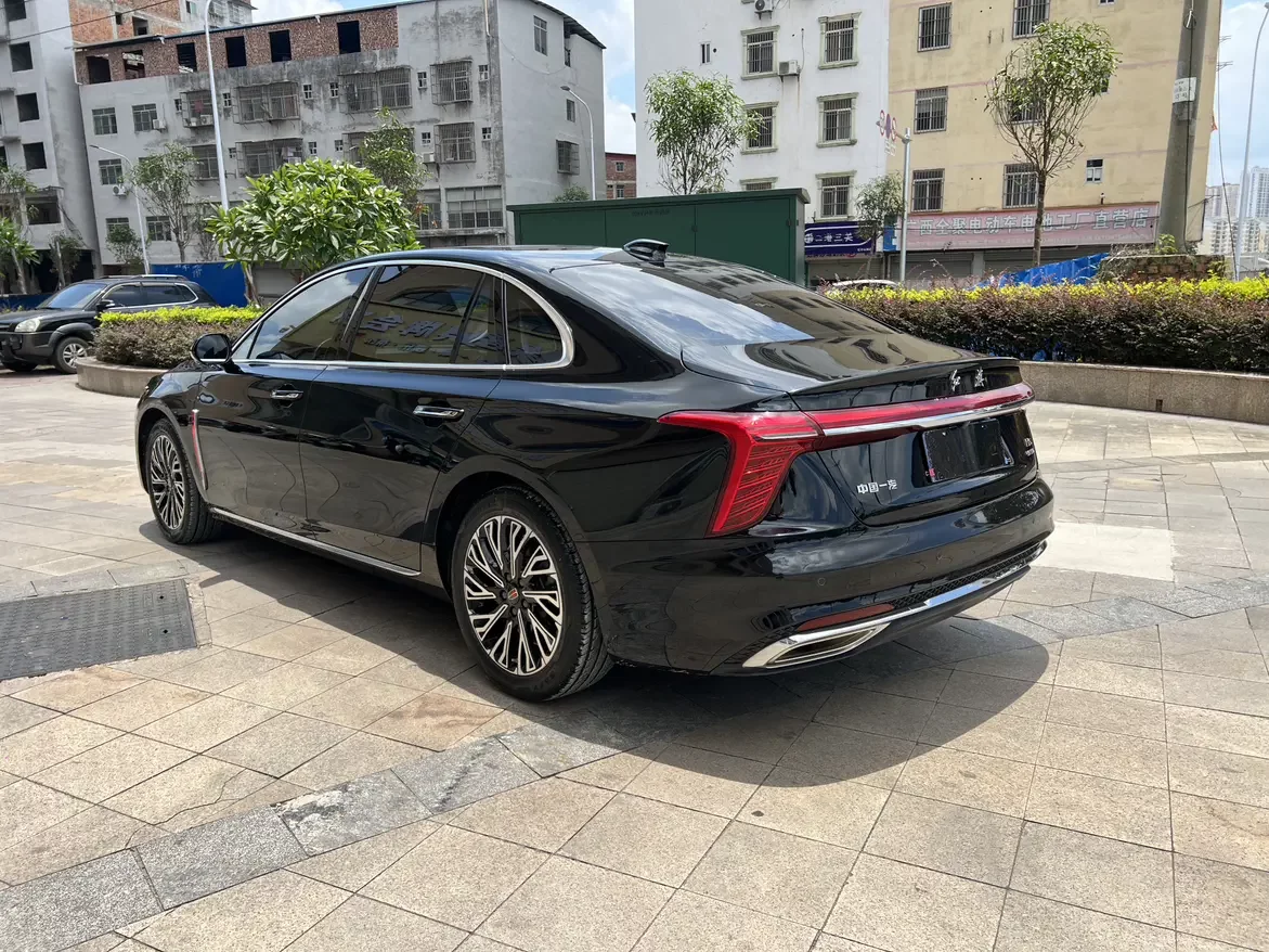 Hongqi H5
