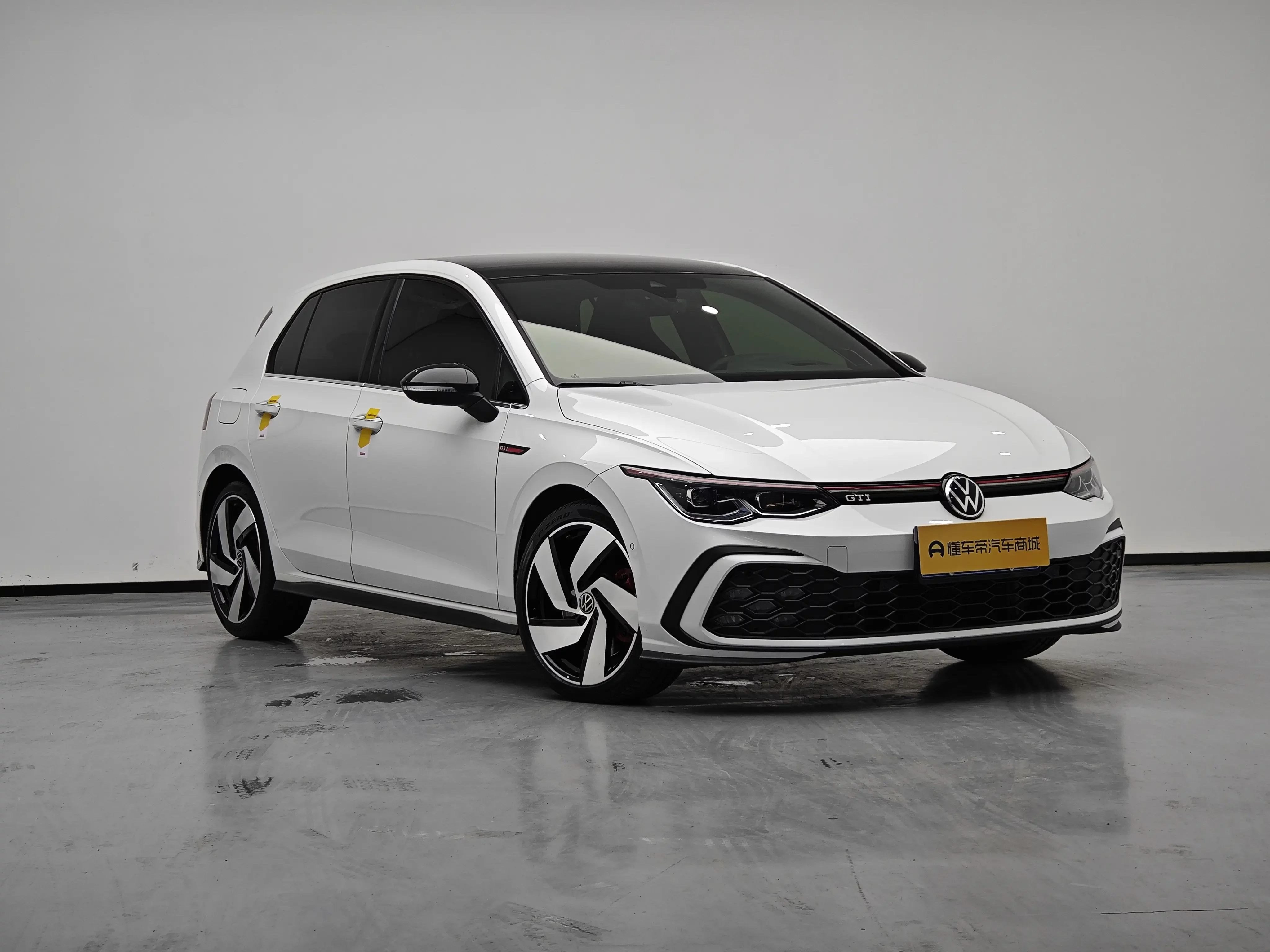 Volkswagen Golf GTI