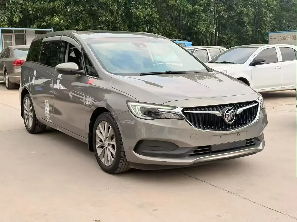 Buick GL6