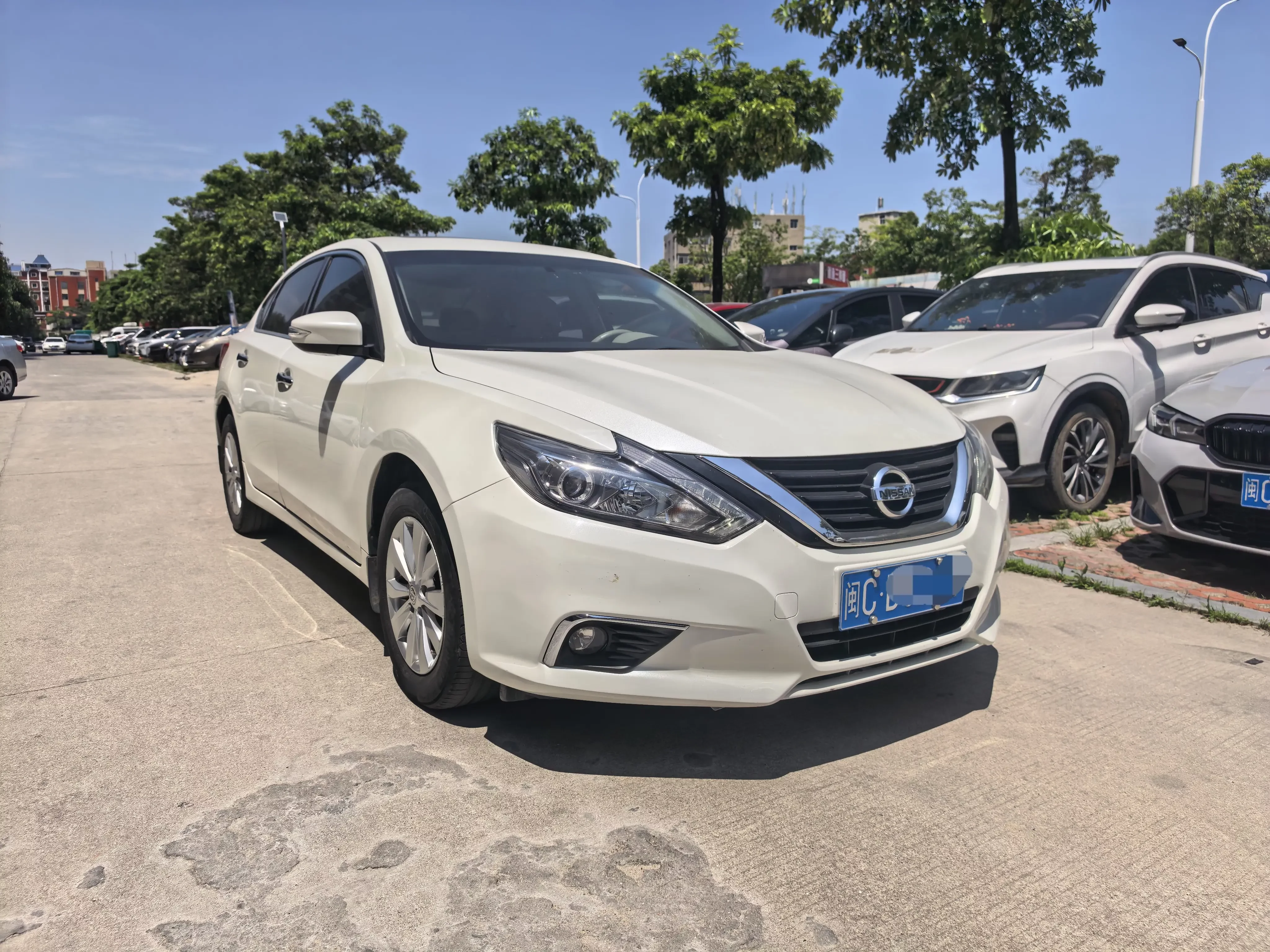 Nissan Altima