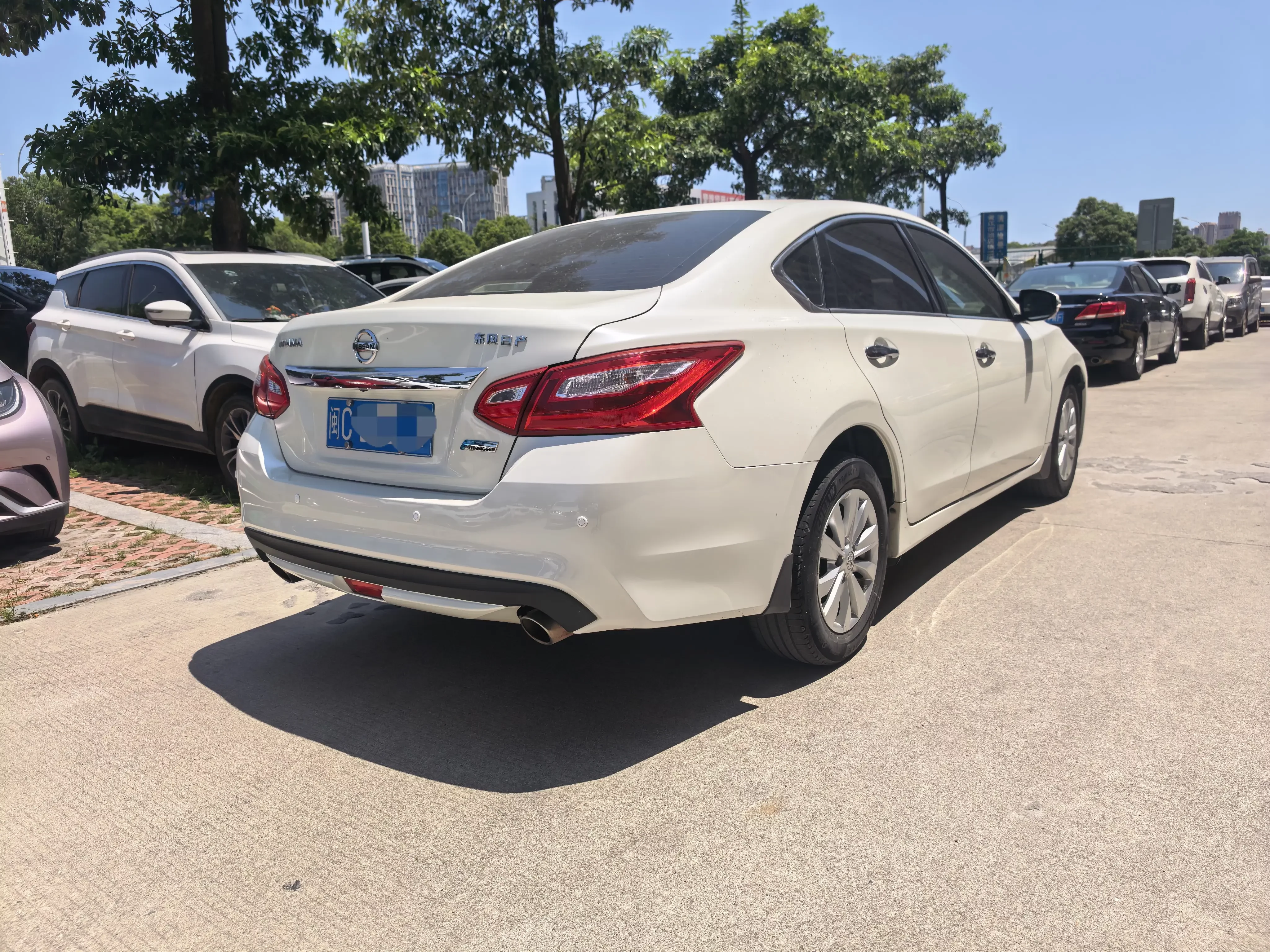 Nissan Altima