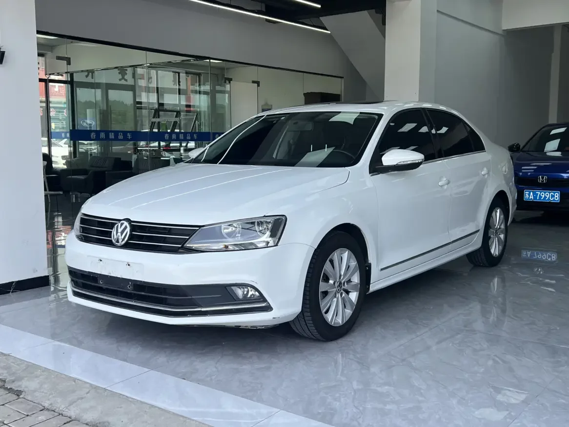 Volkswagen Sagitar