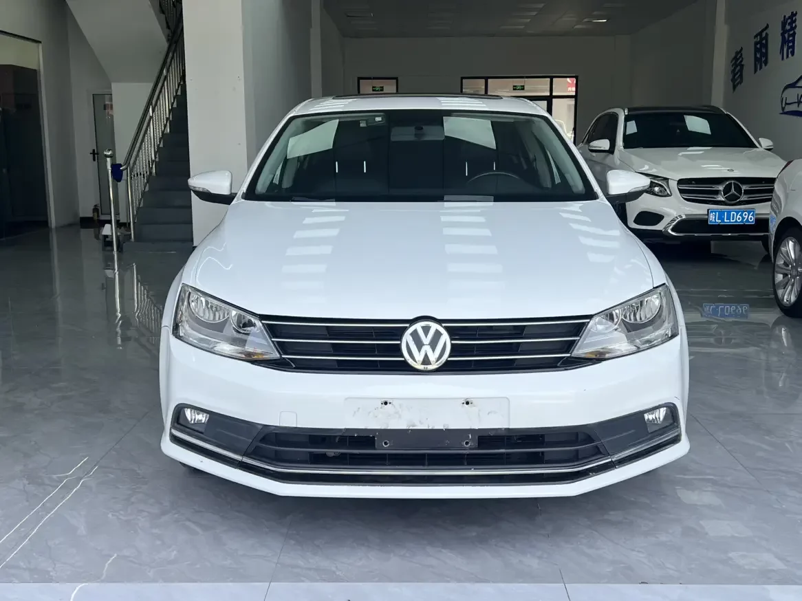 Volkswagen Sagitar