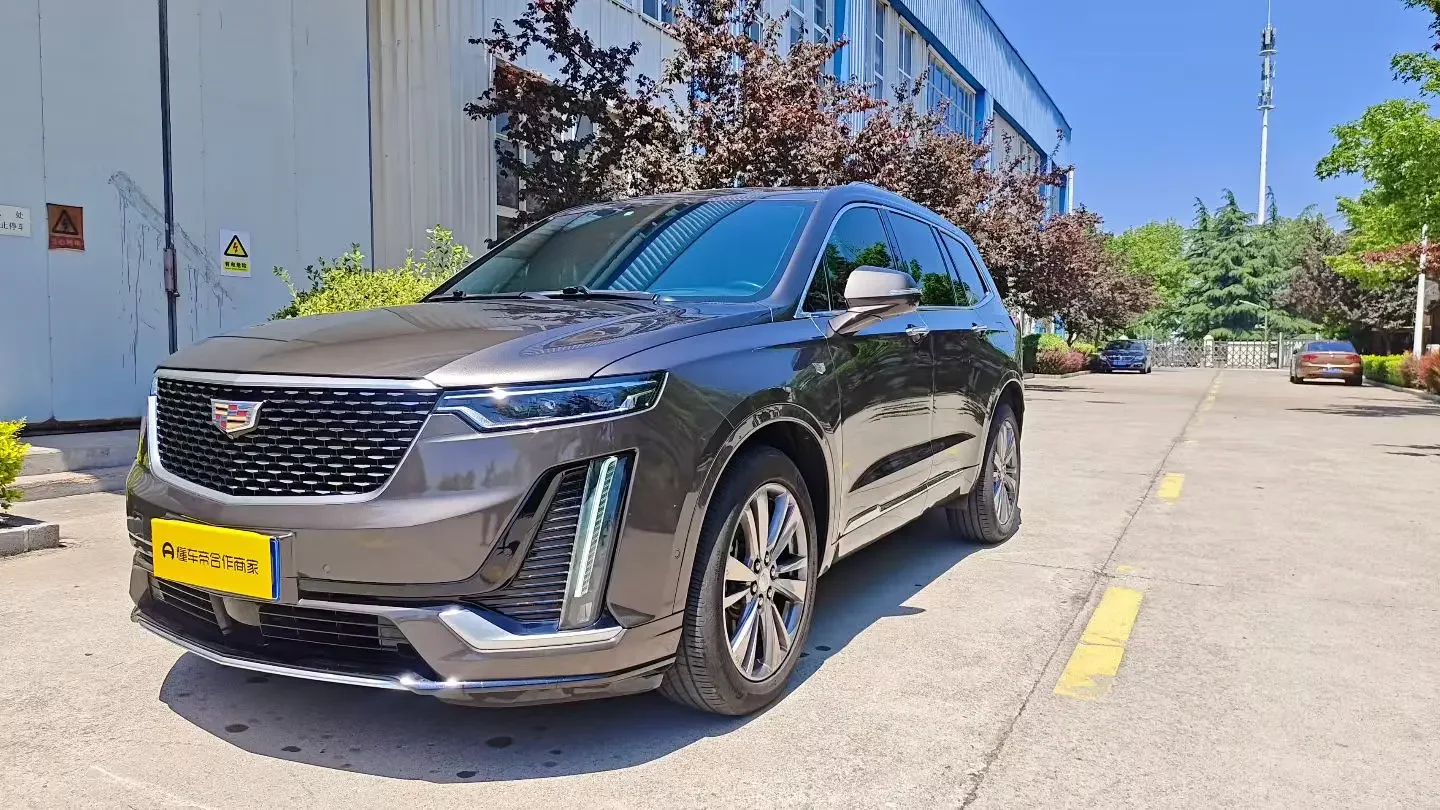 Cadillac XT6