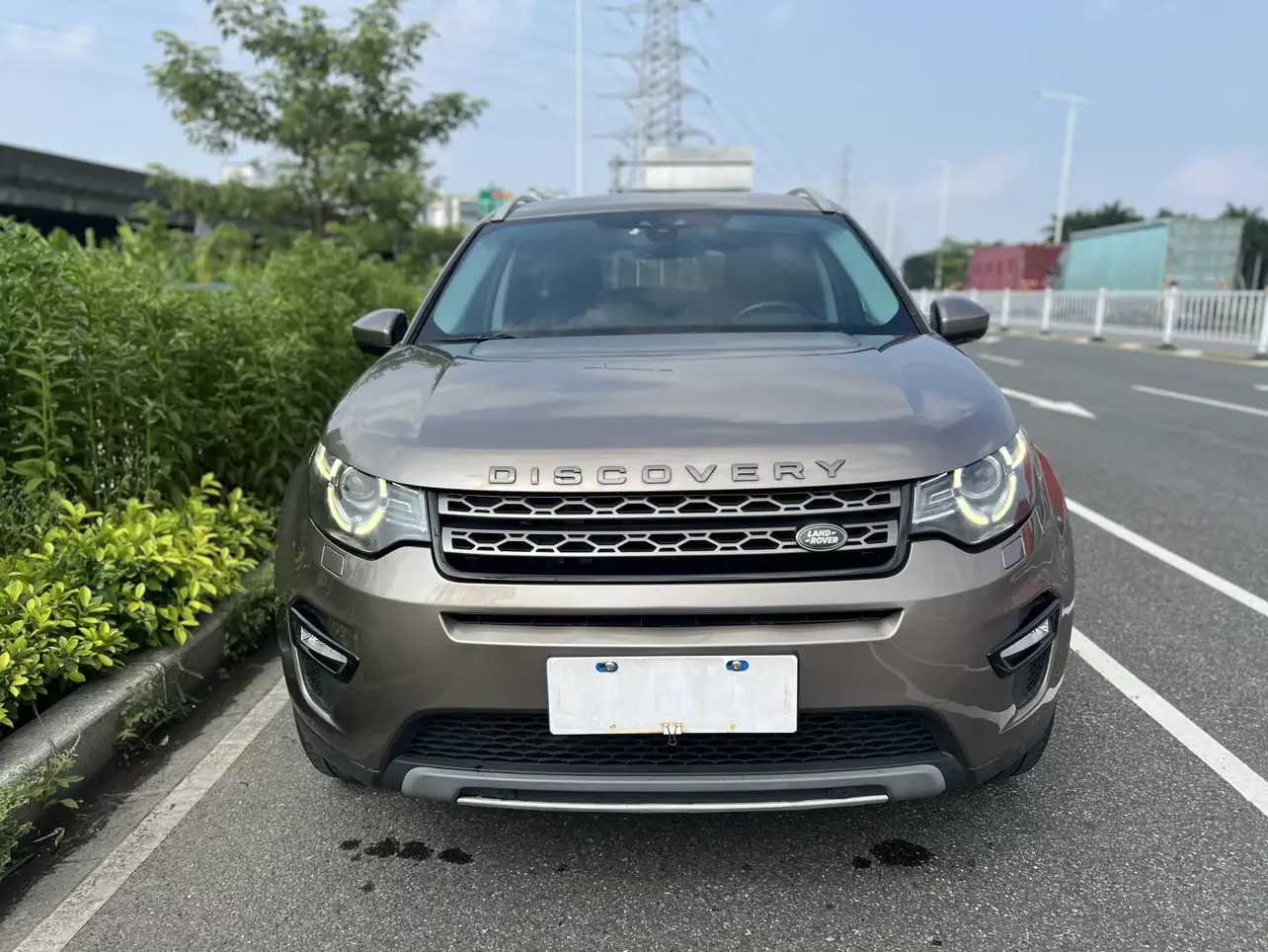 Land Rover Discover the magic
