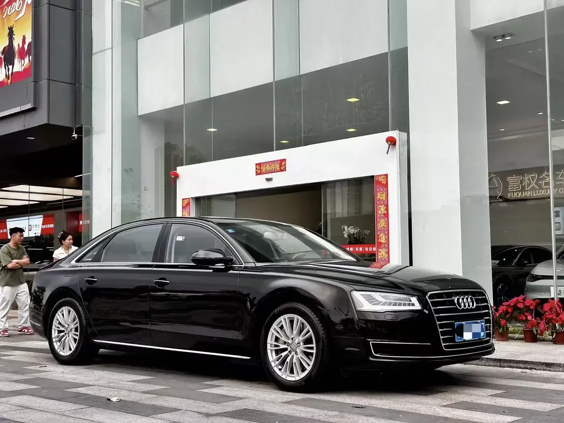 Audi A8