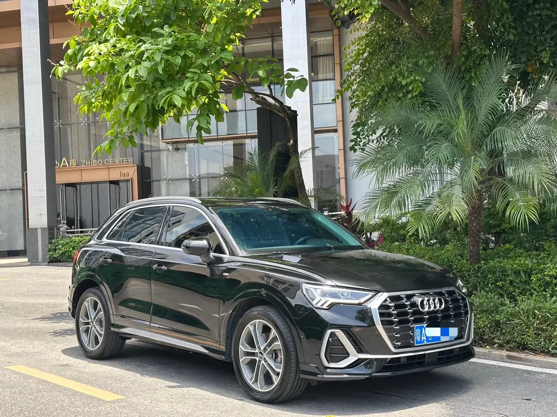 Audi Q3