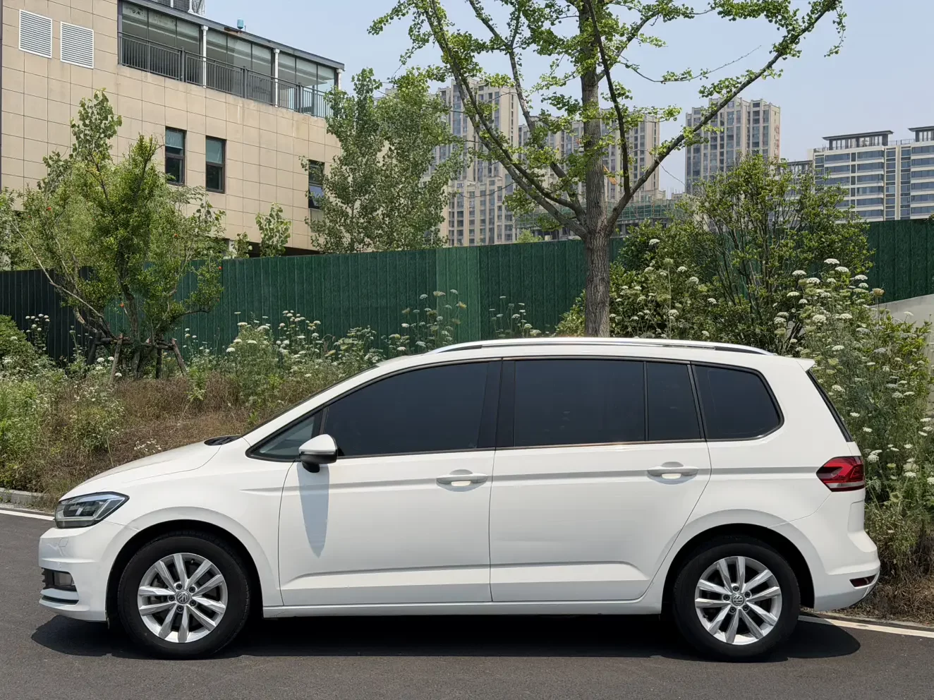 Volkswagen Touran L