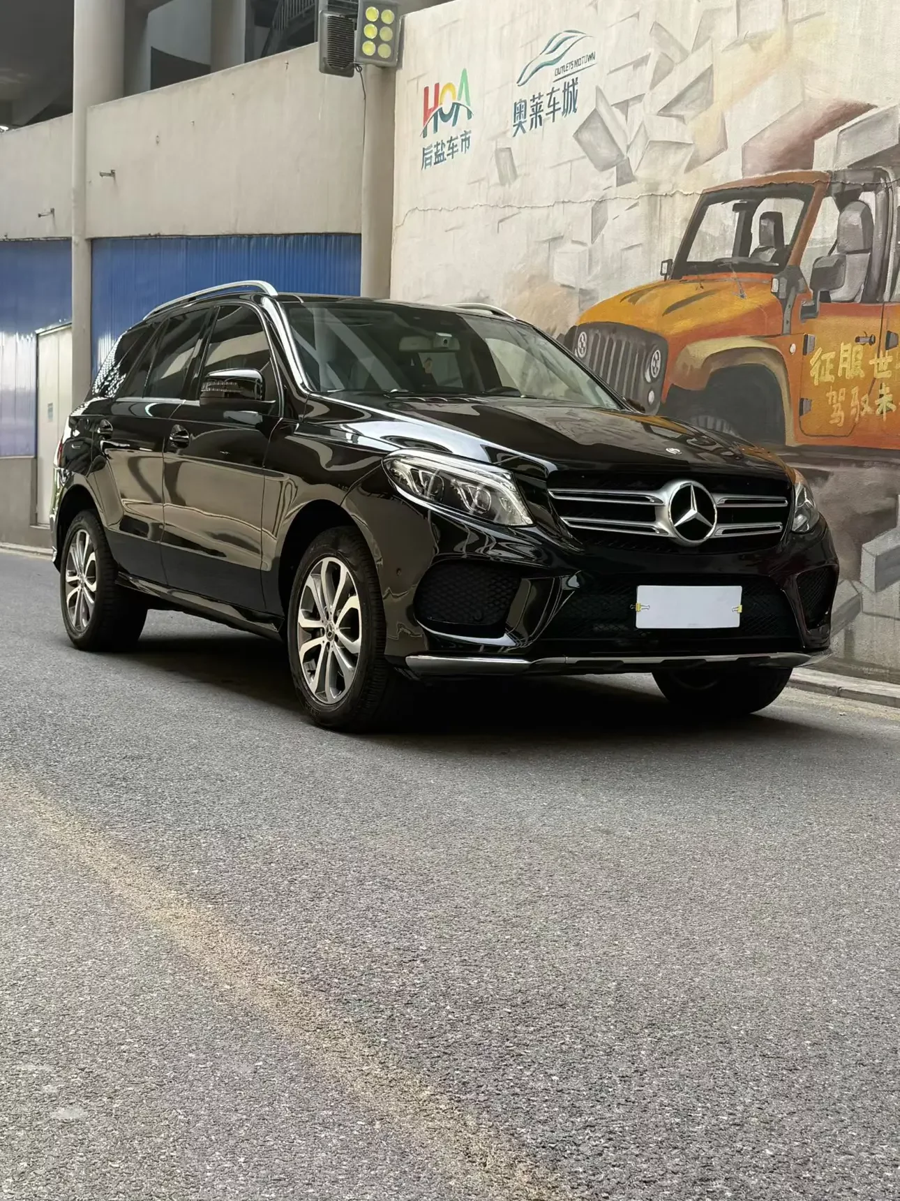 Mercedes-Benz GLE (Imported)