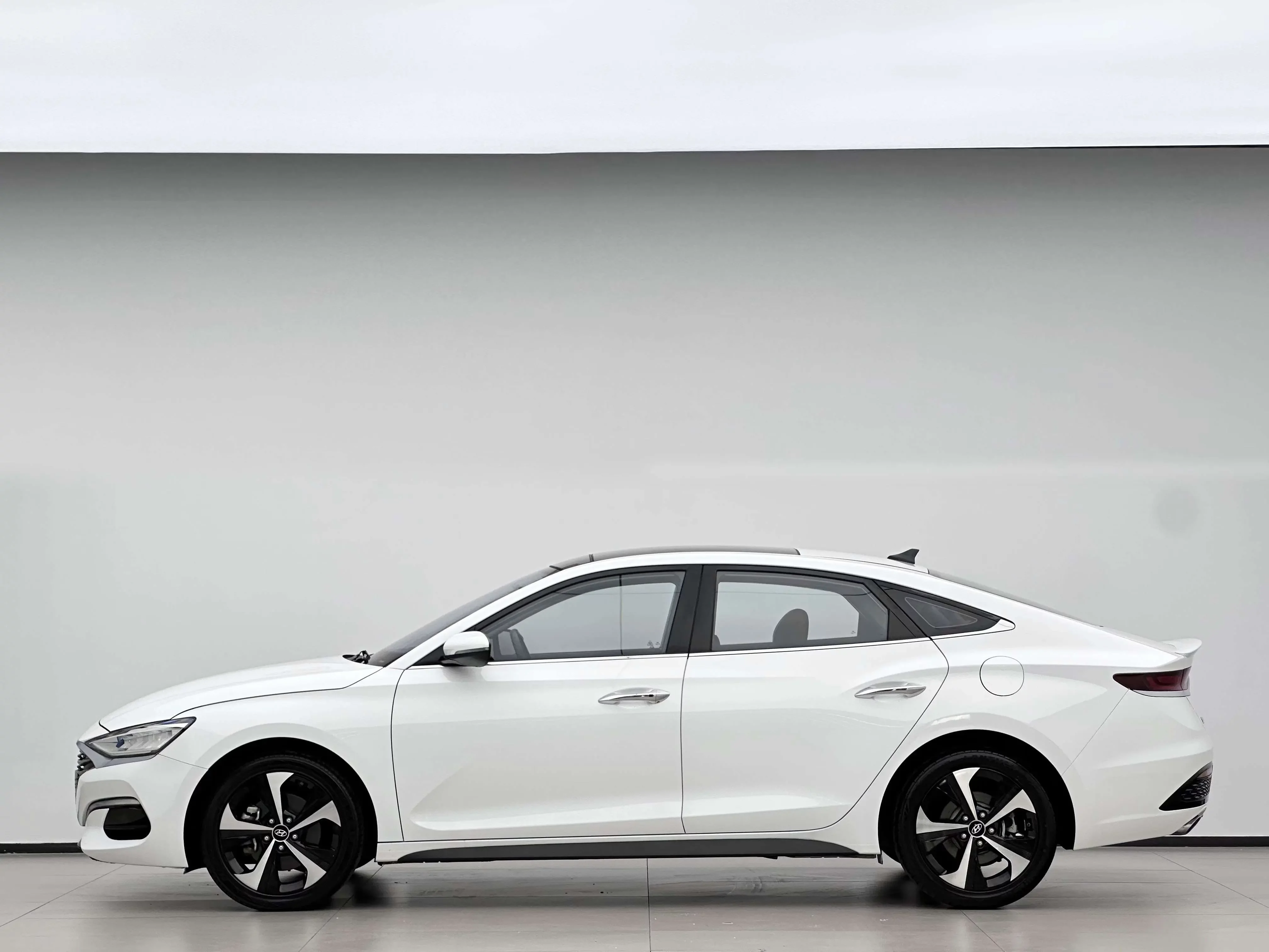 Hyundai Lafesta