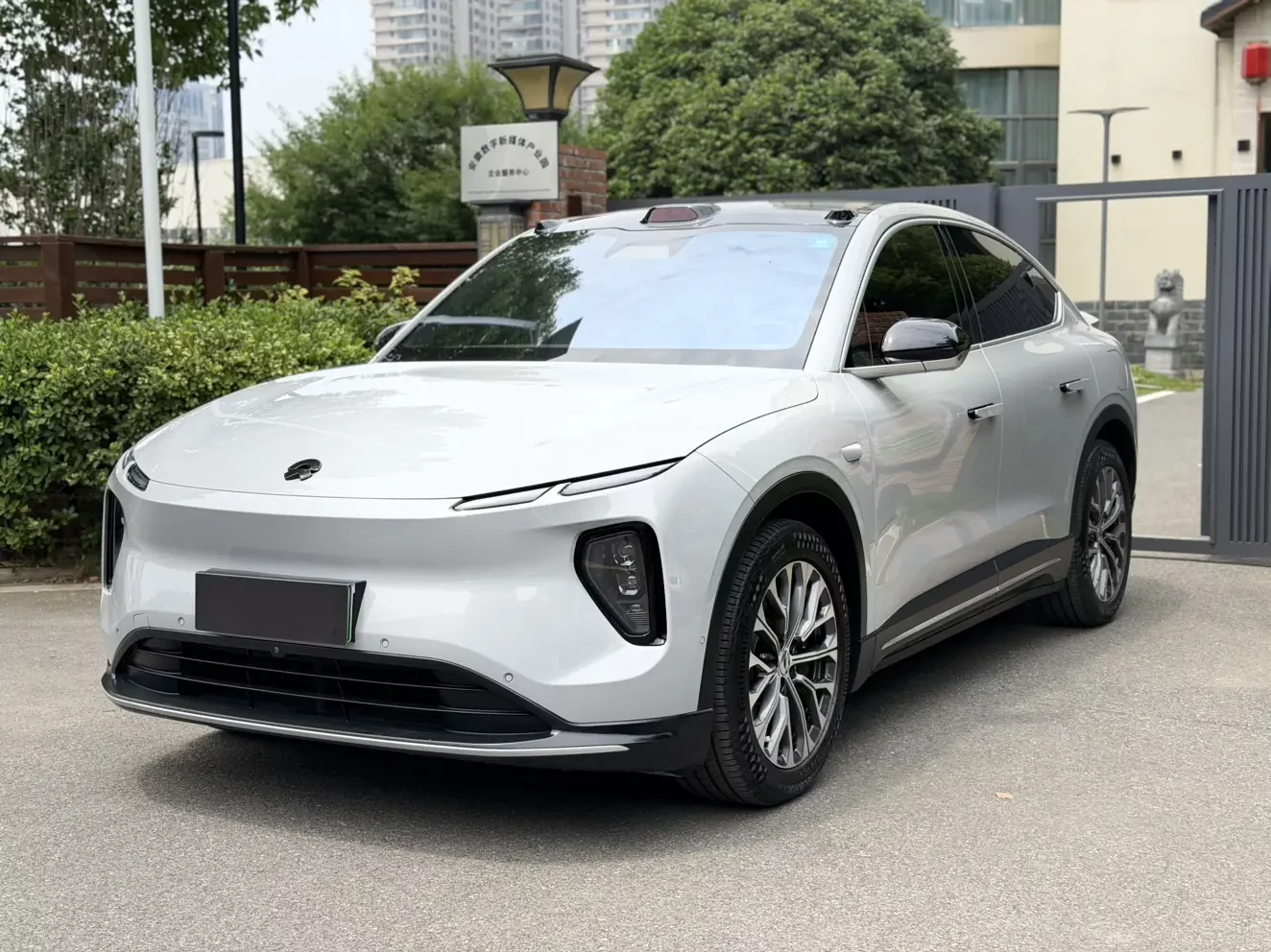 NIO EC6