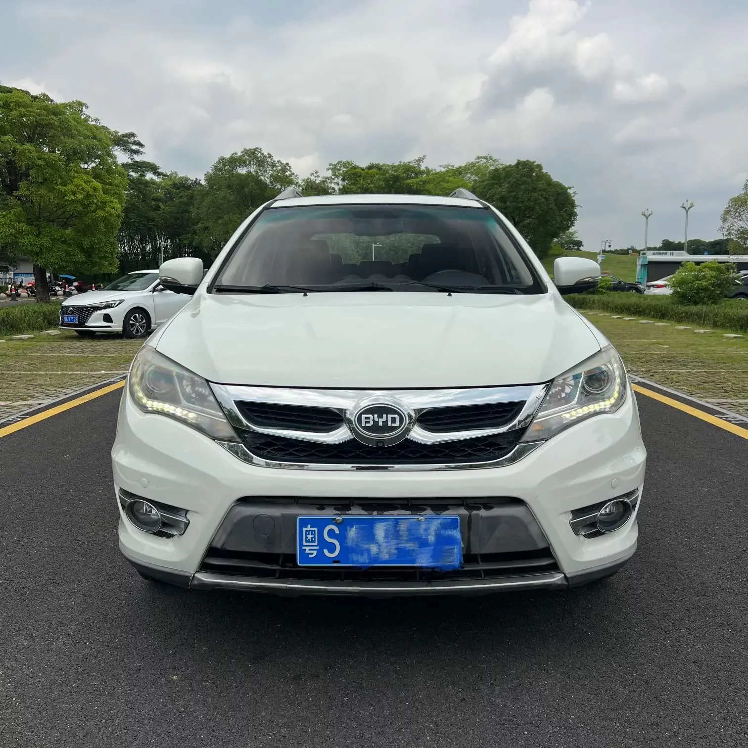 BYD S7