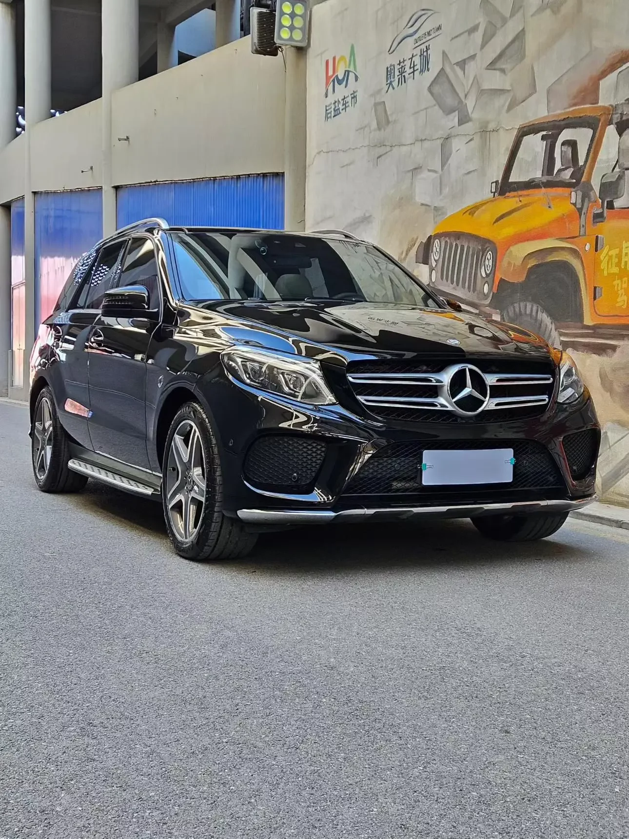 Mercedes-Benz GLE (Imported)