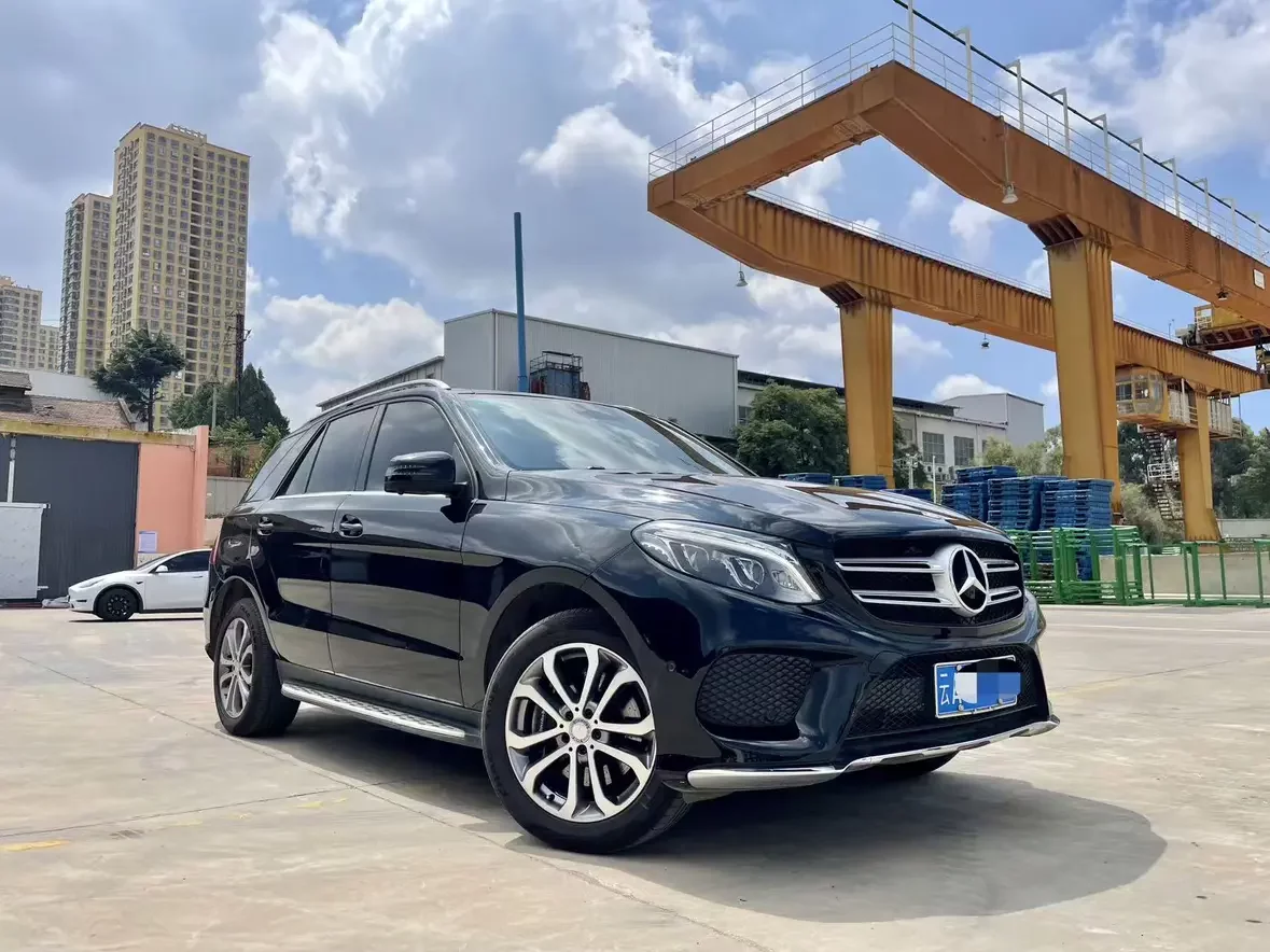 Mercedes-Benz GLE (Imported)