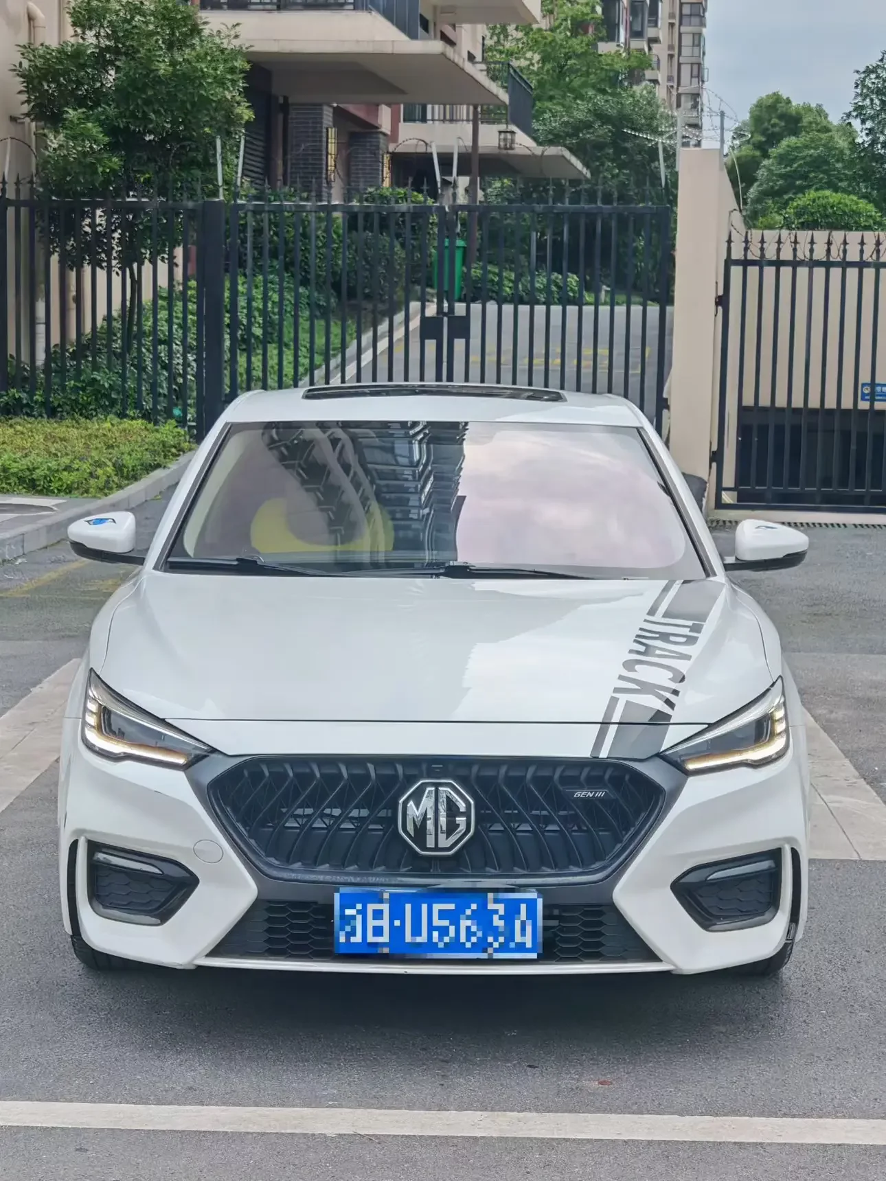 MG 6