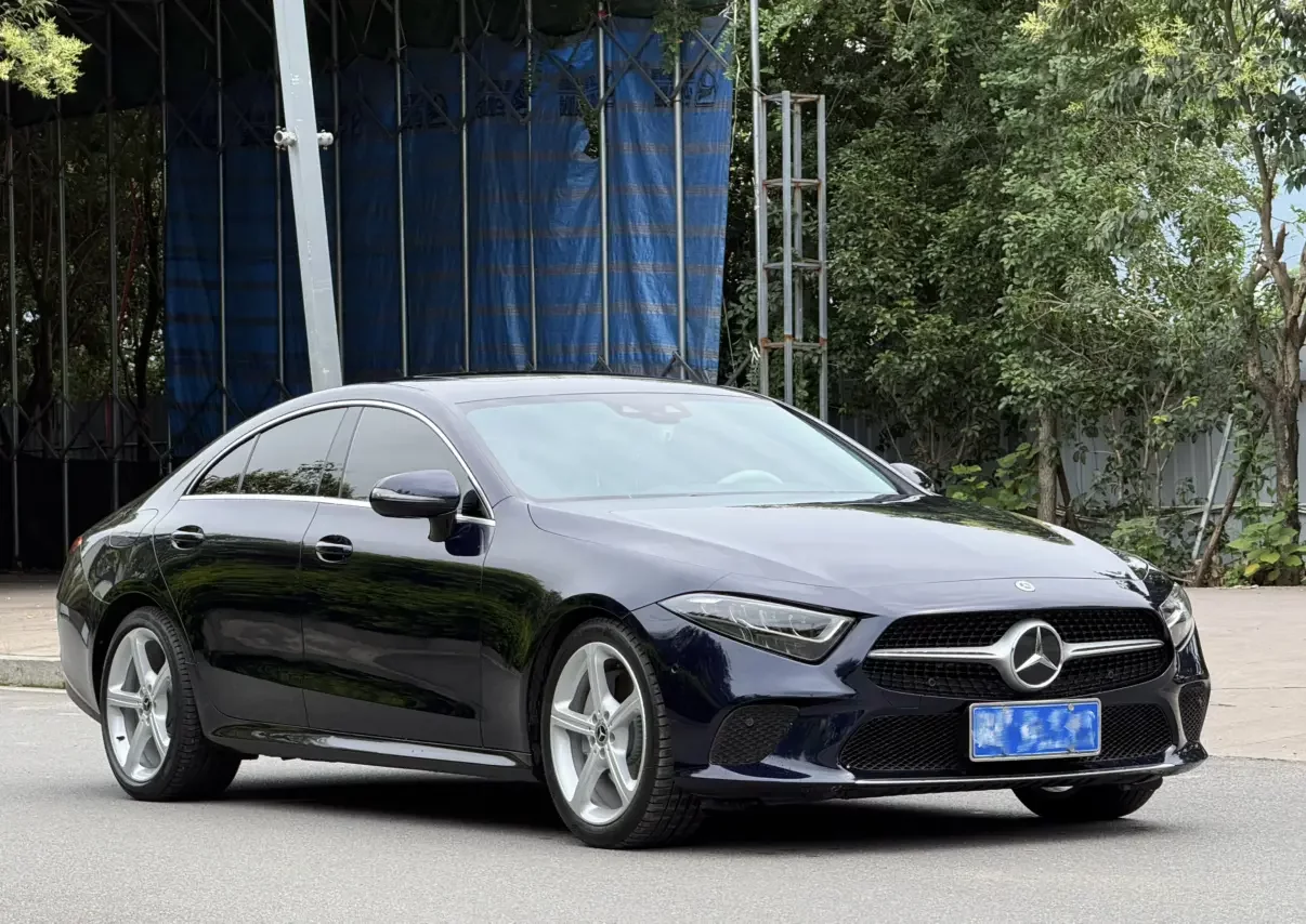 Mercedes-Benz CLS
