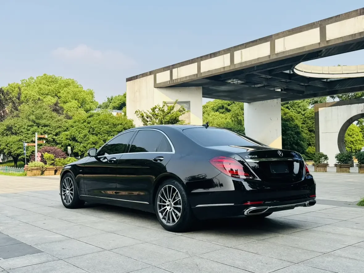 Mercedes-Benz S Class