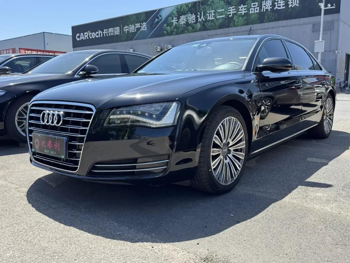 Audi A8