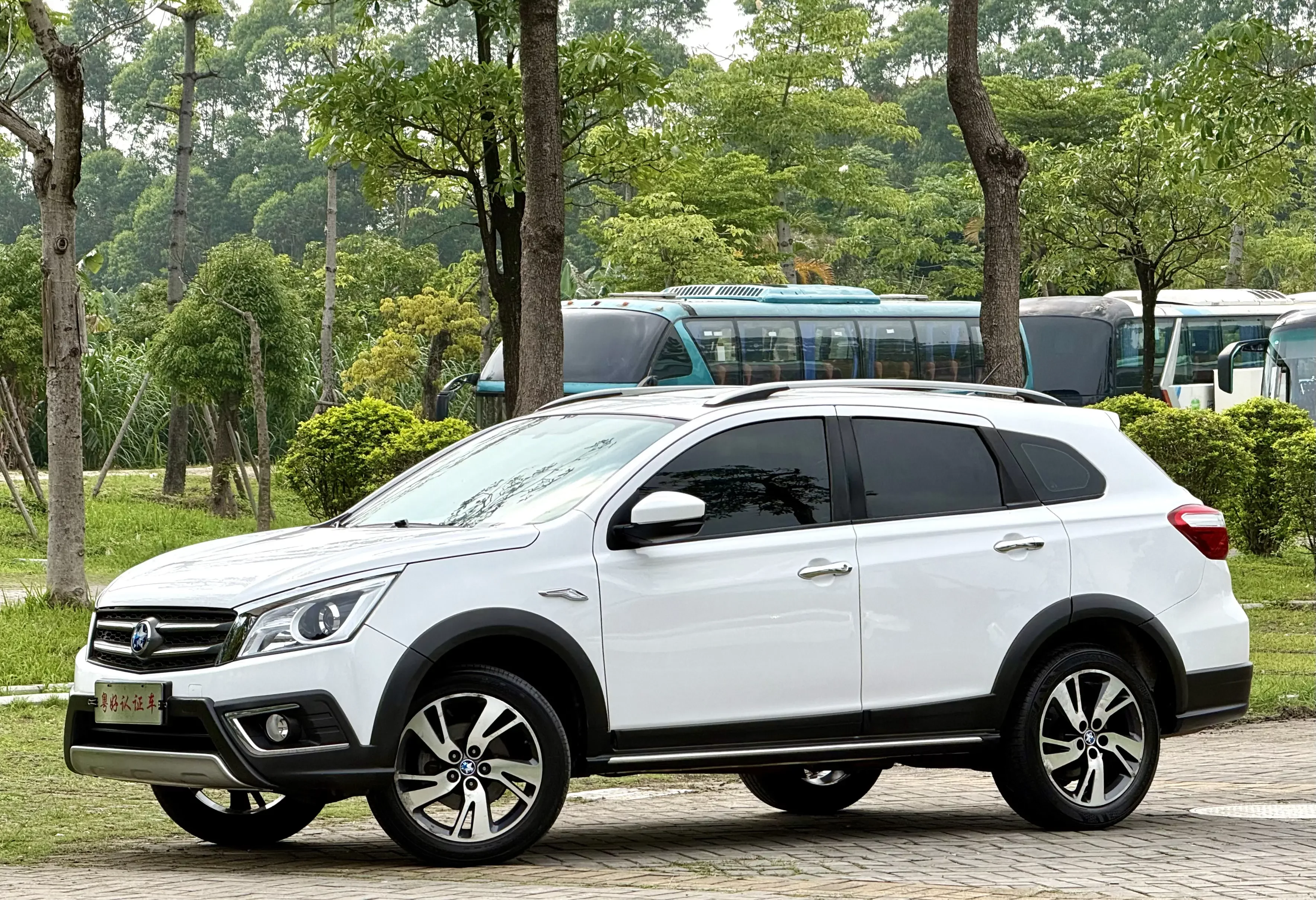 Kai Chen Venucia T70X