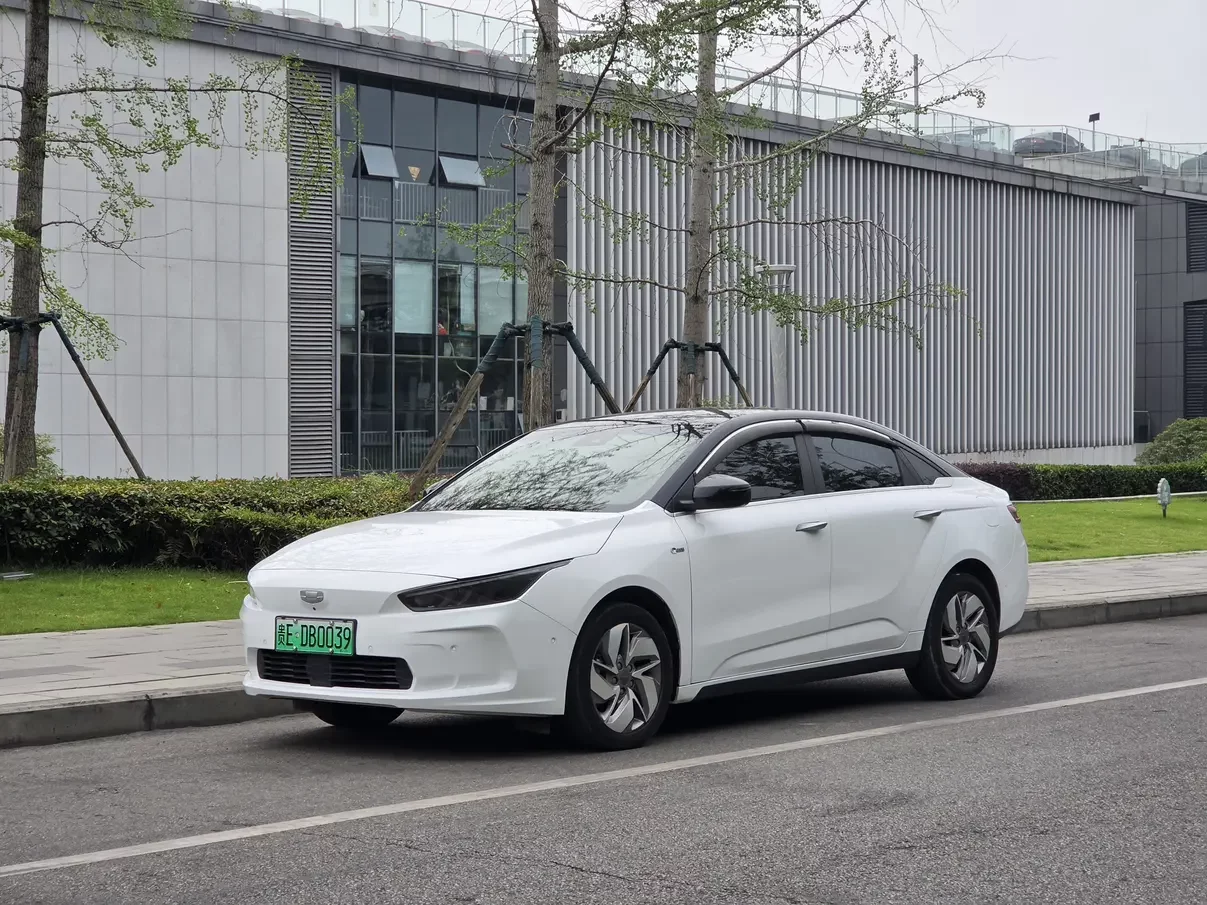 Geely Geometry A