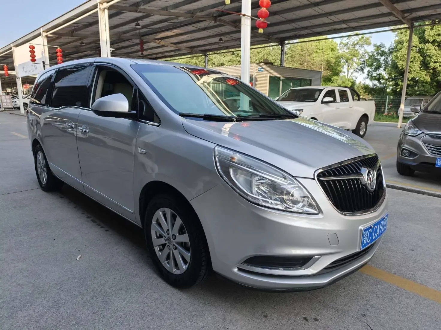 Buick GL8