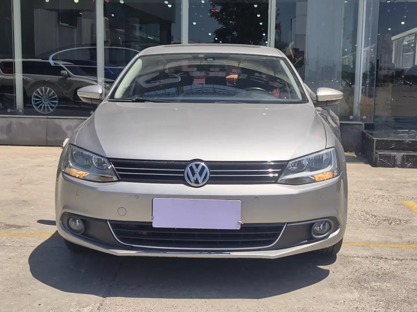 Volkswagen Sagitar