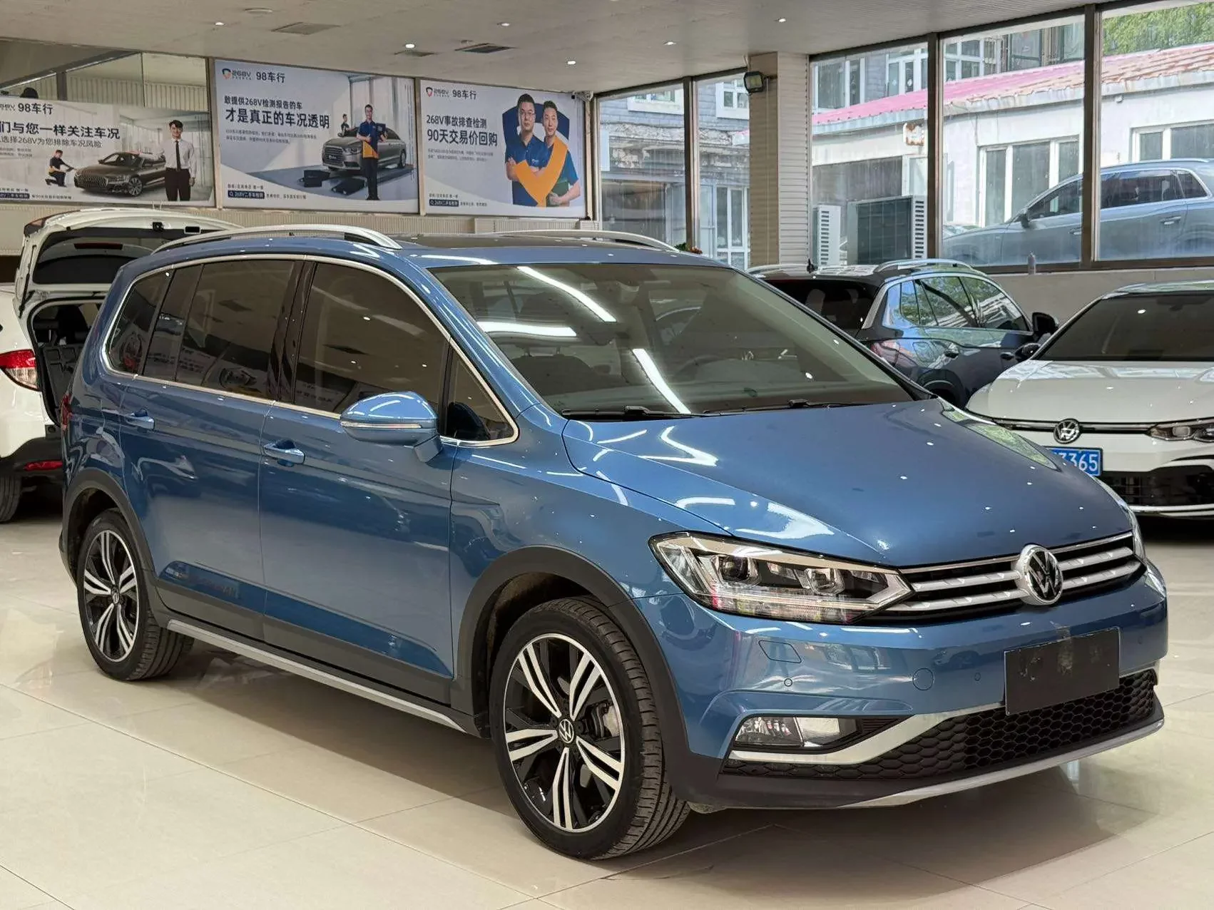 Volkswagen Touran L