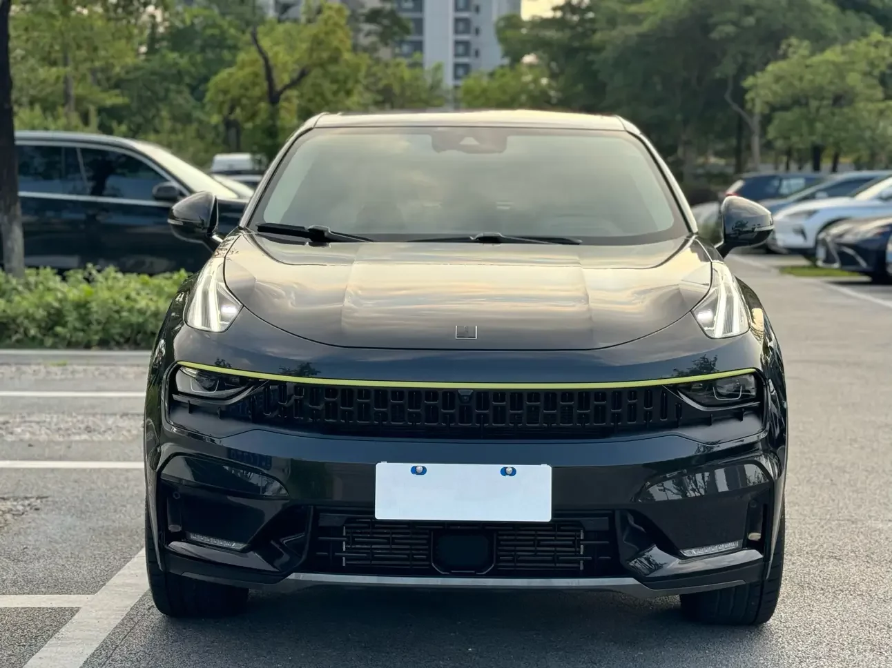 Lynk & Co 05