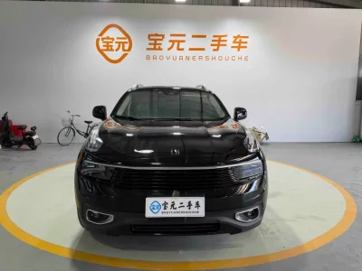 Lynk & Co 01