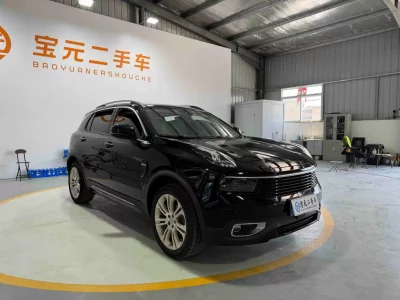 Lynk & Co 01