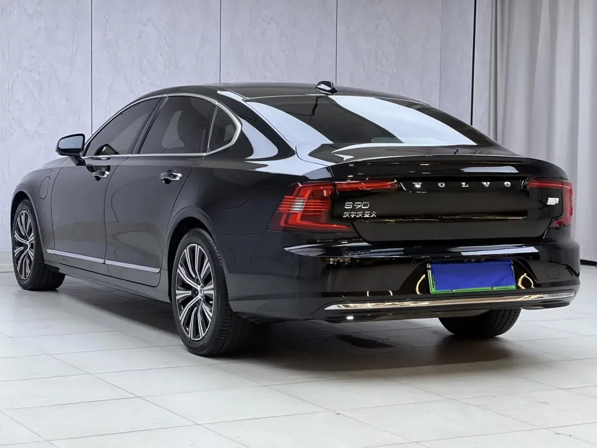 Volvo S90 PHEV