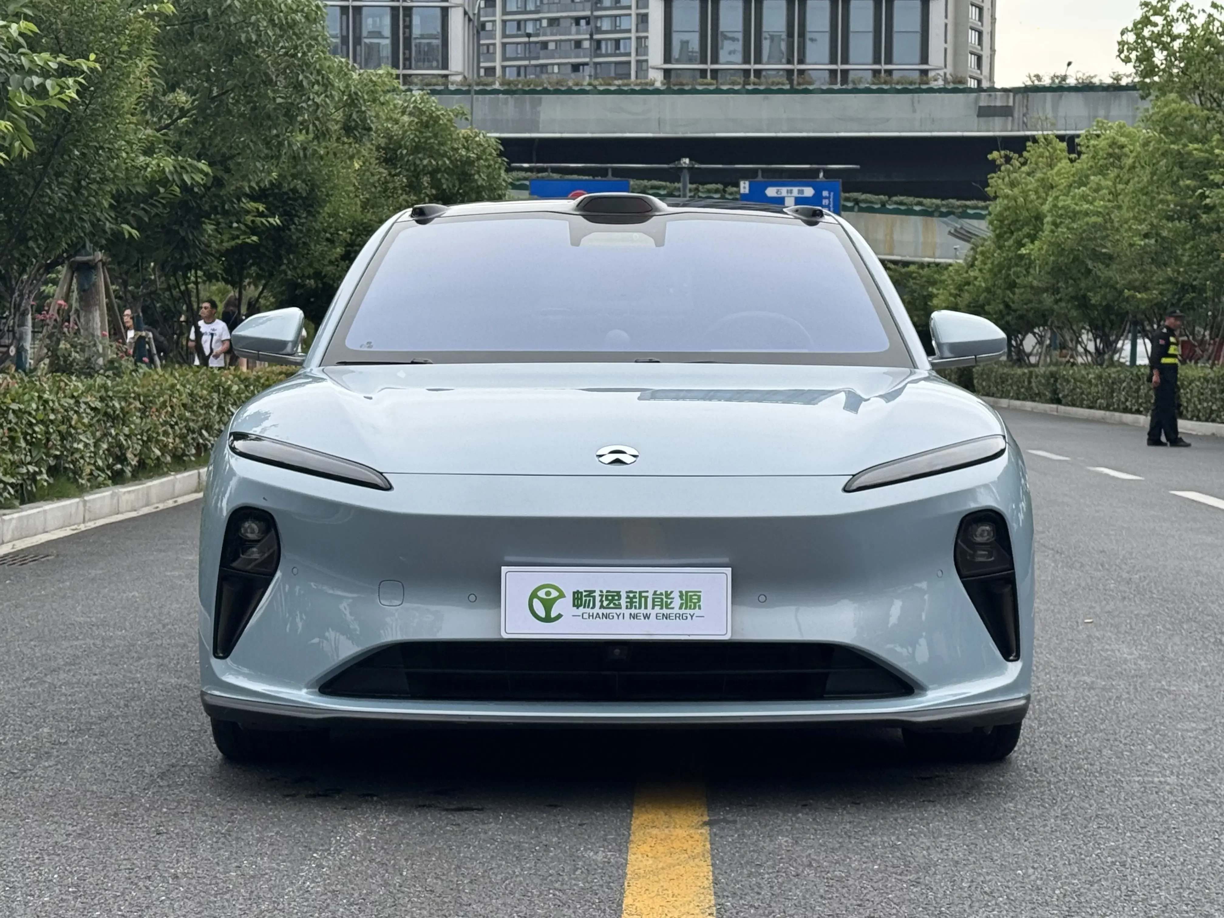 NIO ET5