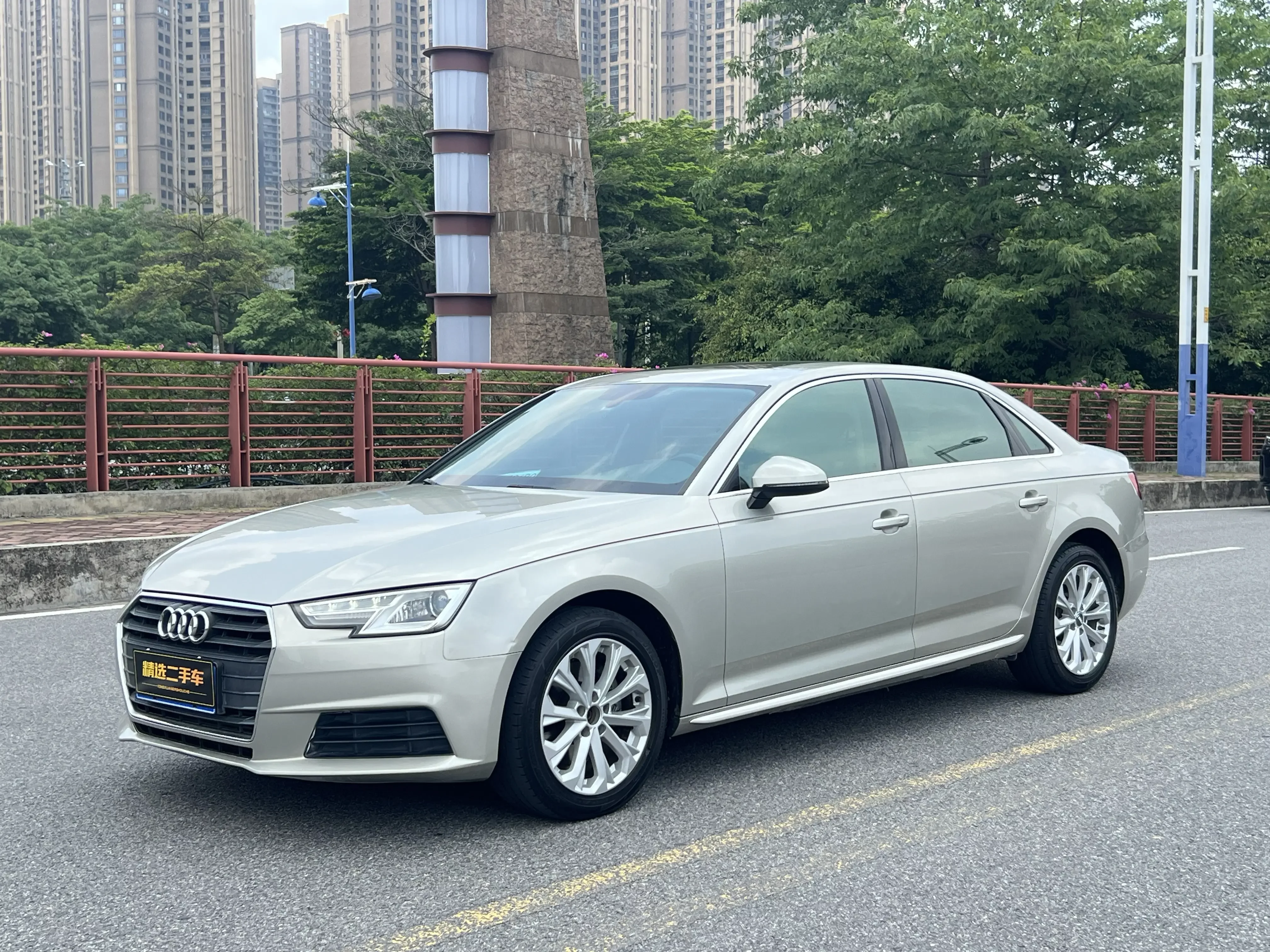 Audi A4L