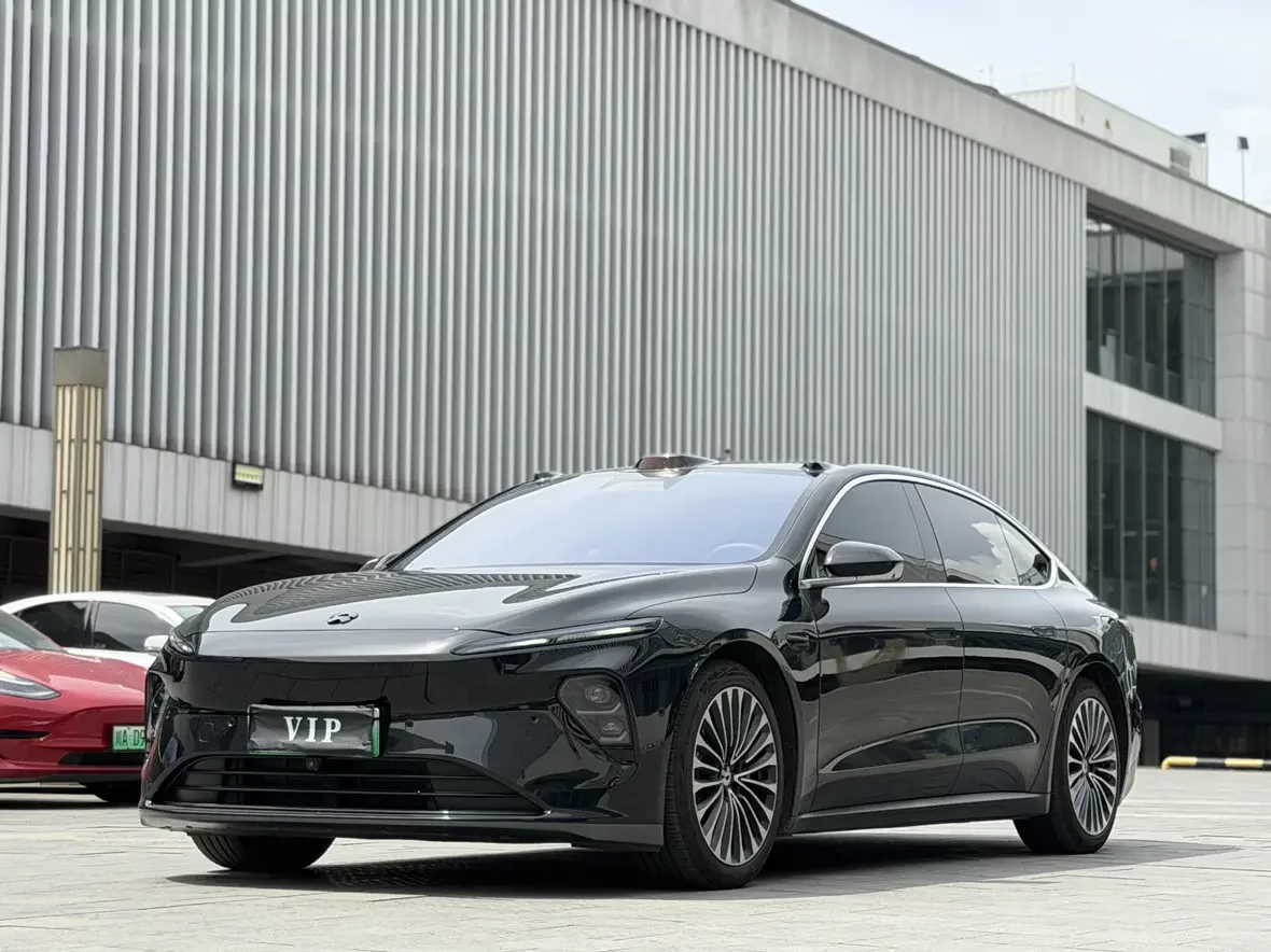 NIO ET7