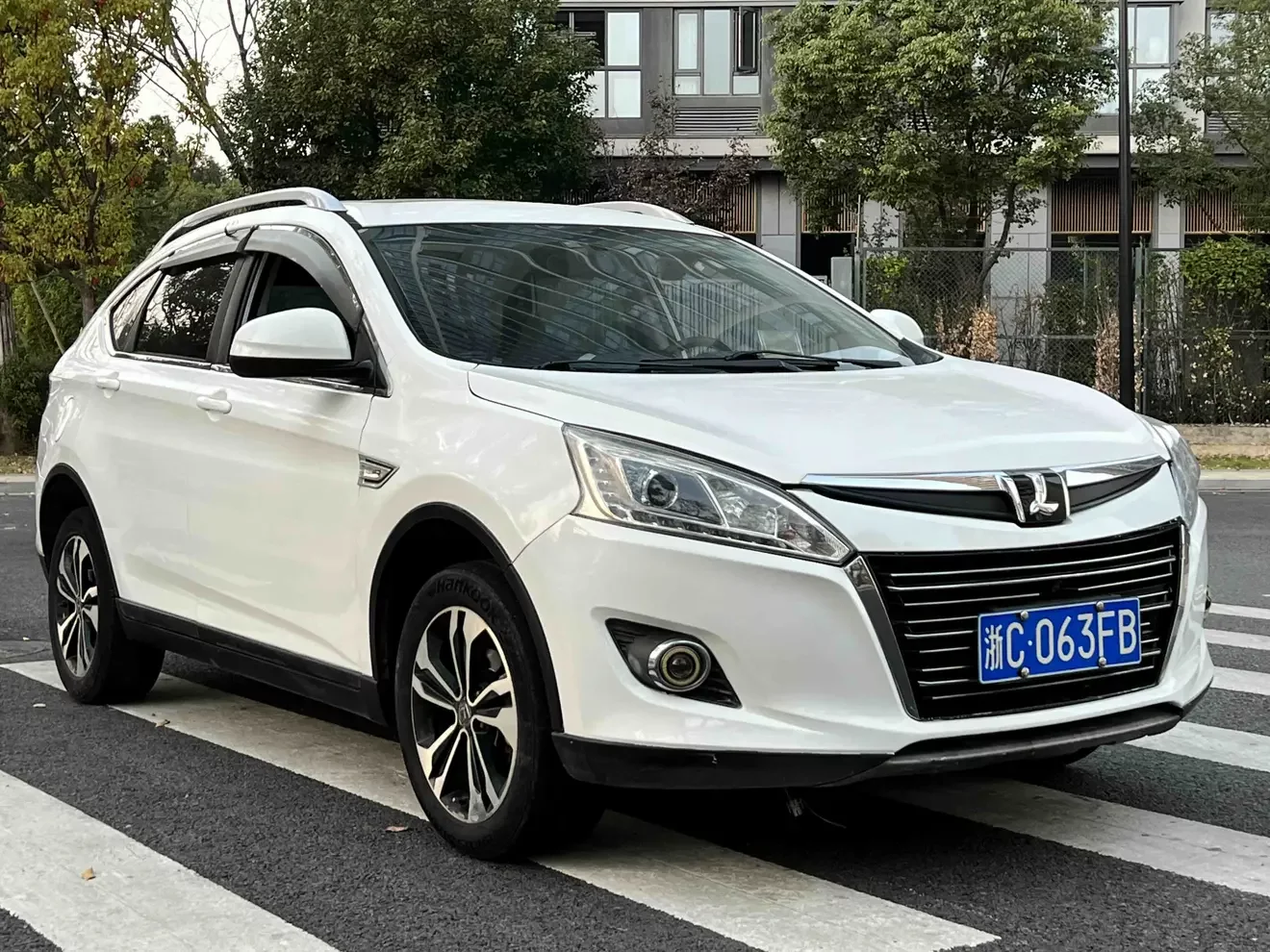 Nazhijie You6 SUV