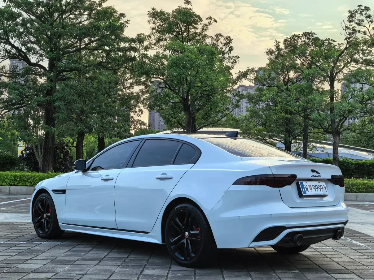 Jaguar XEL
