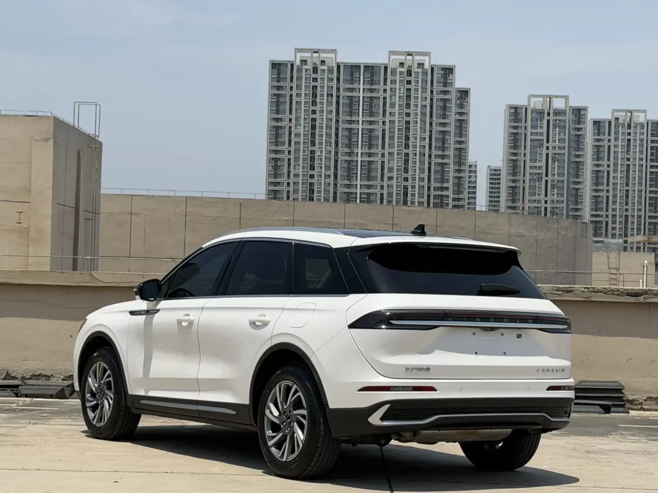 Lincoln adventurer
