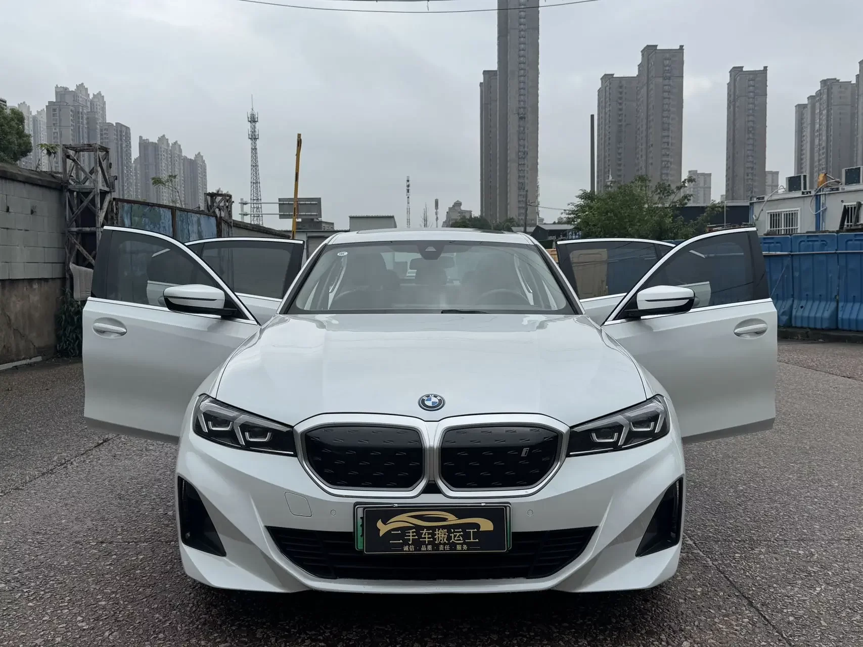 BMW i3