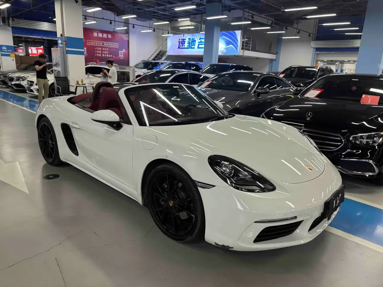 Porsche 718