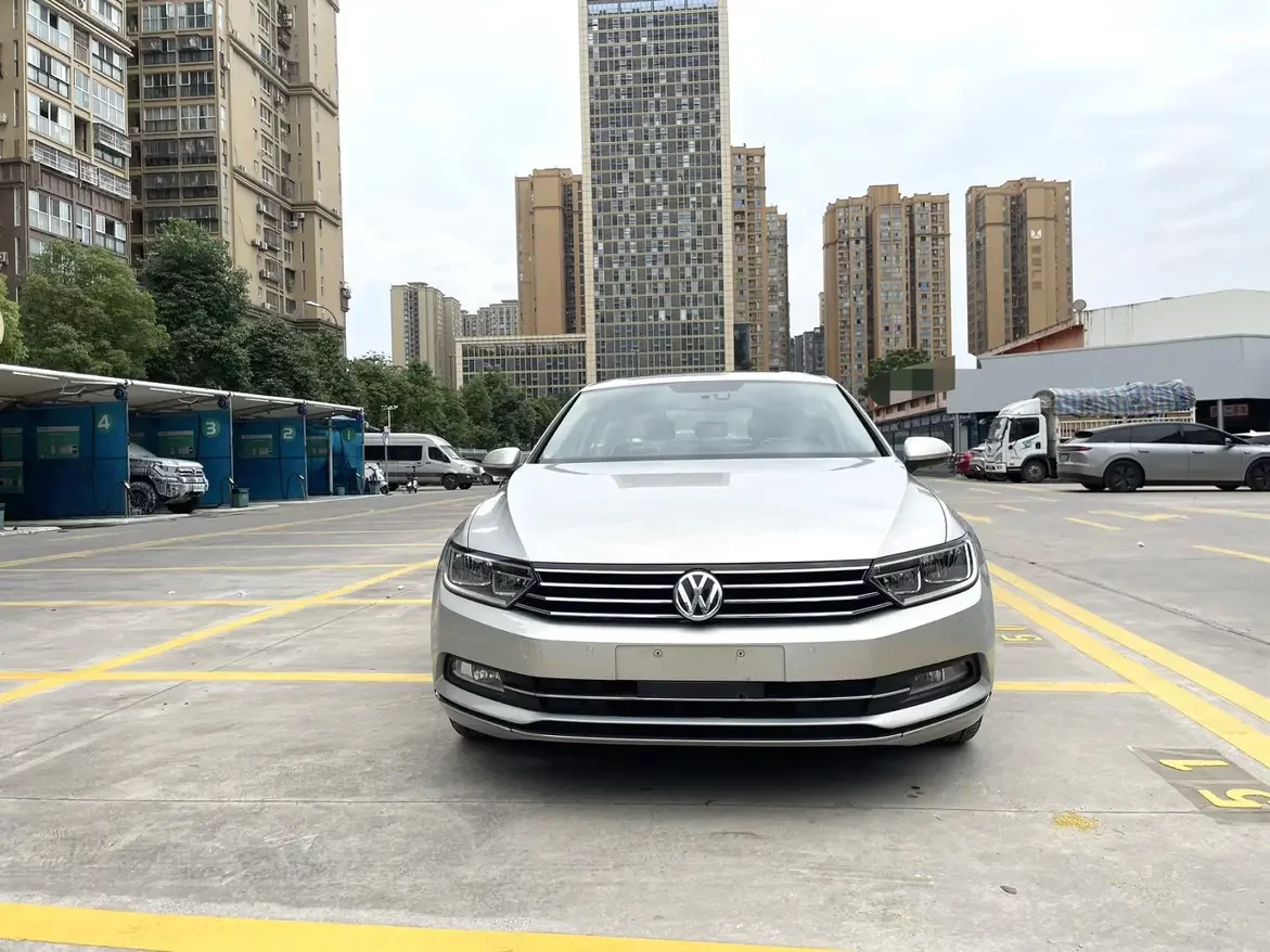 Volkswagen Magotan