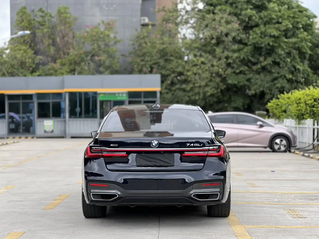 BMW 7 Series