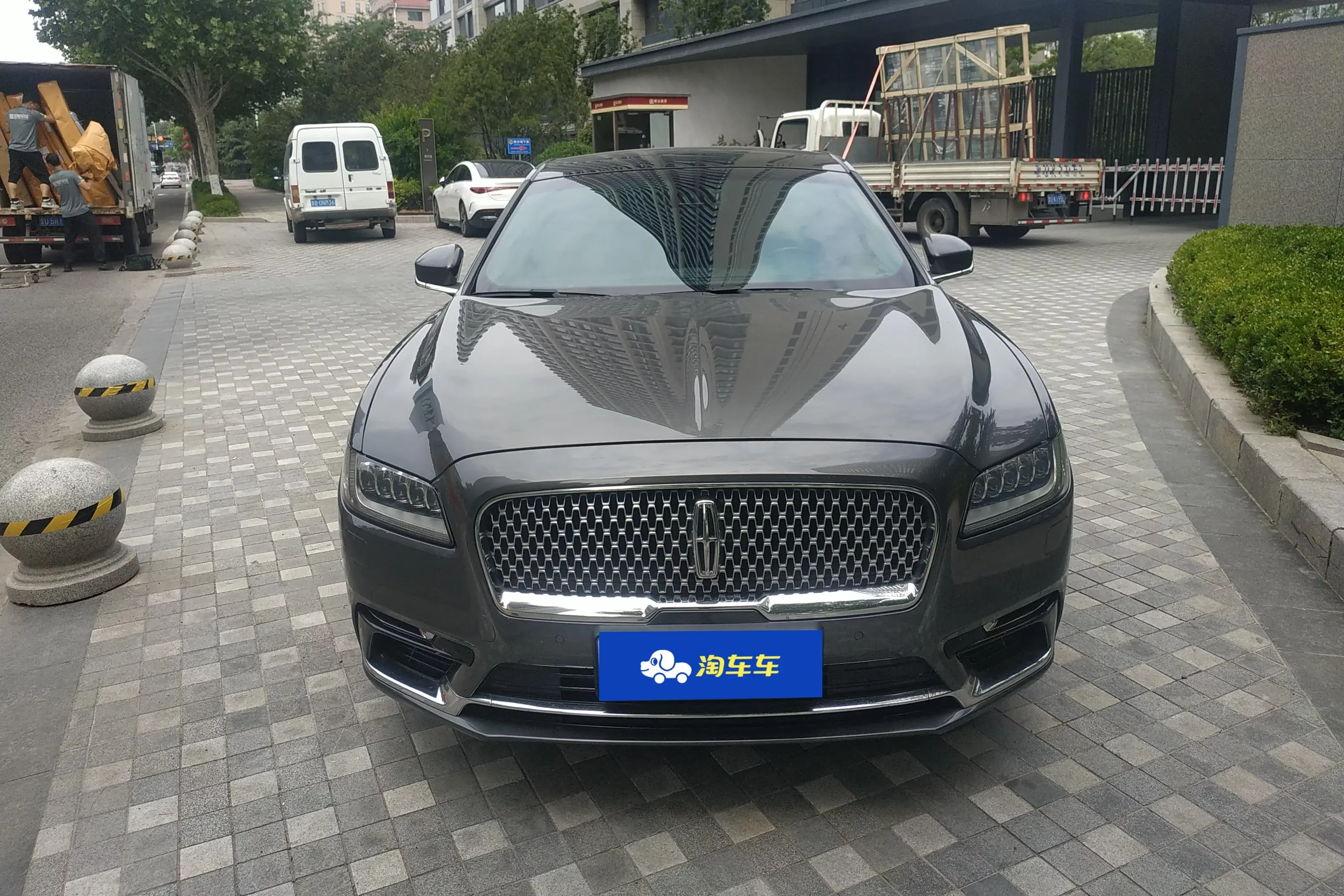 Lincoln Continental