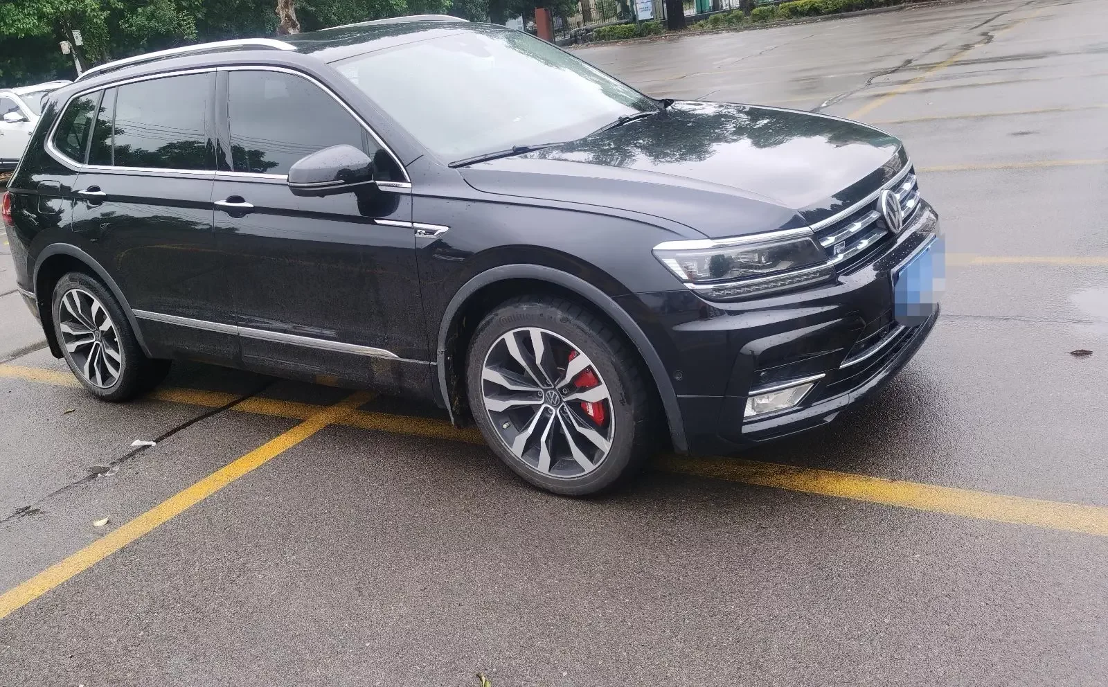 Volkswagen Tiguan L