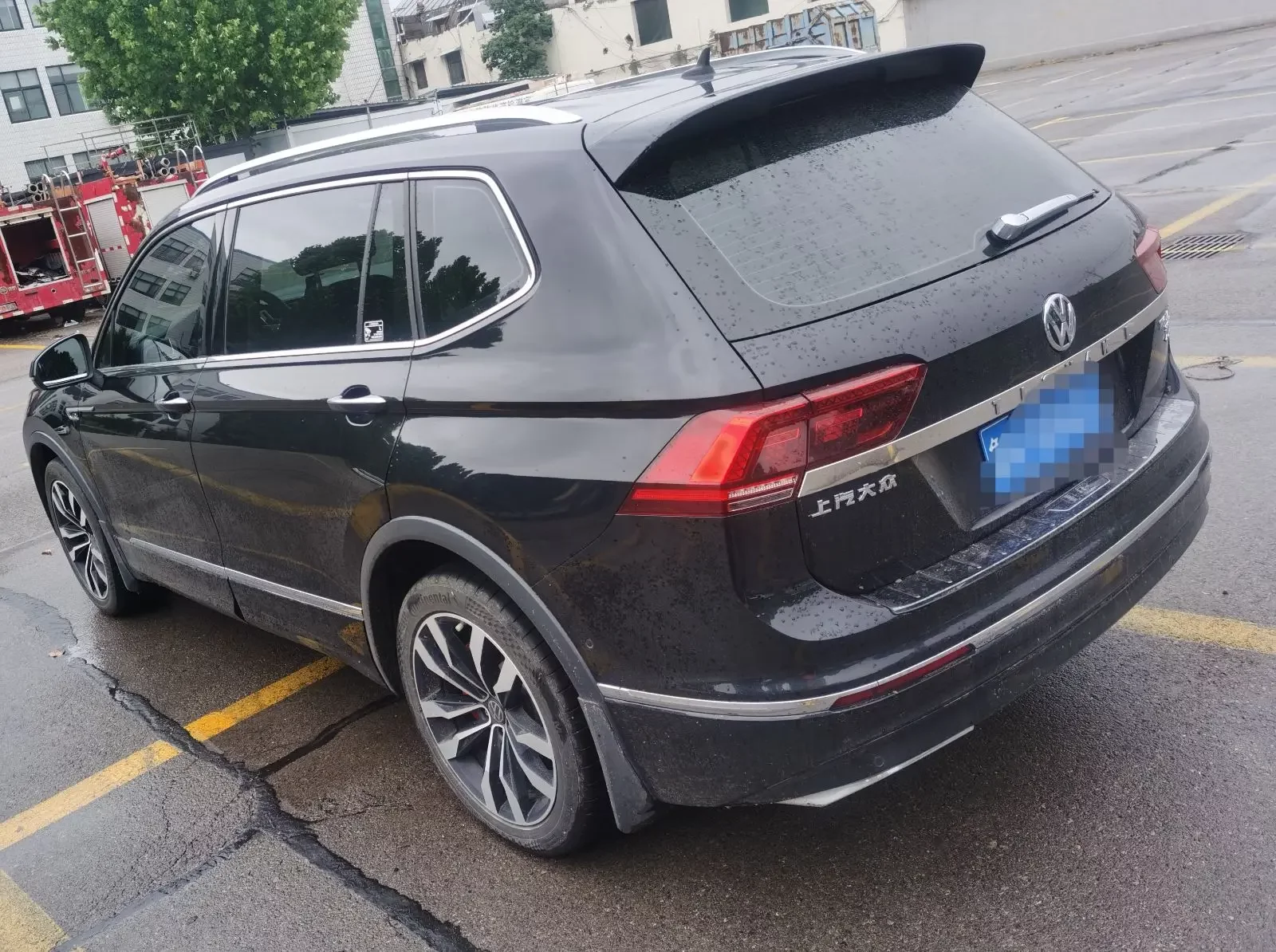 Volkswagen Tiguan L