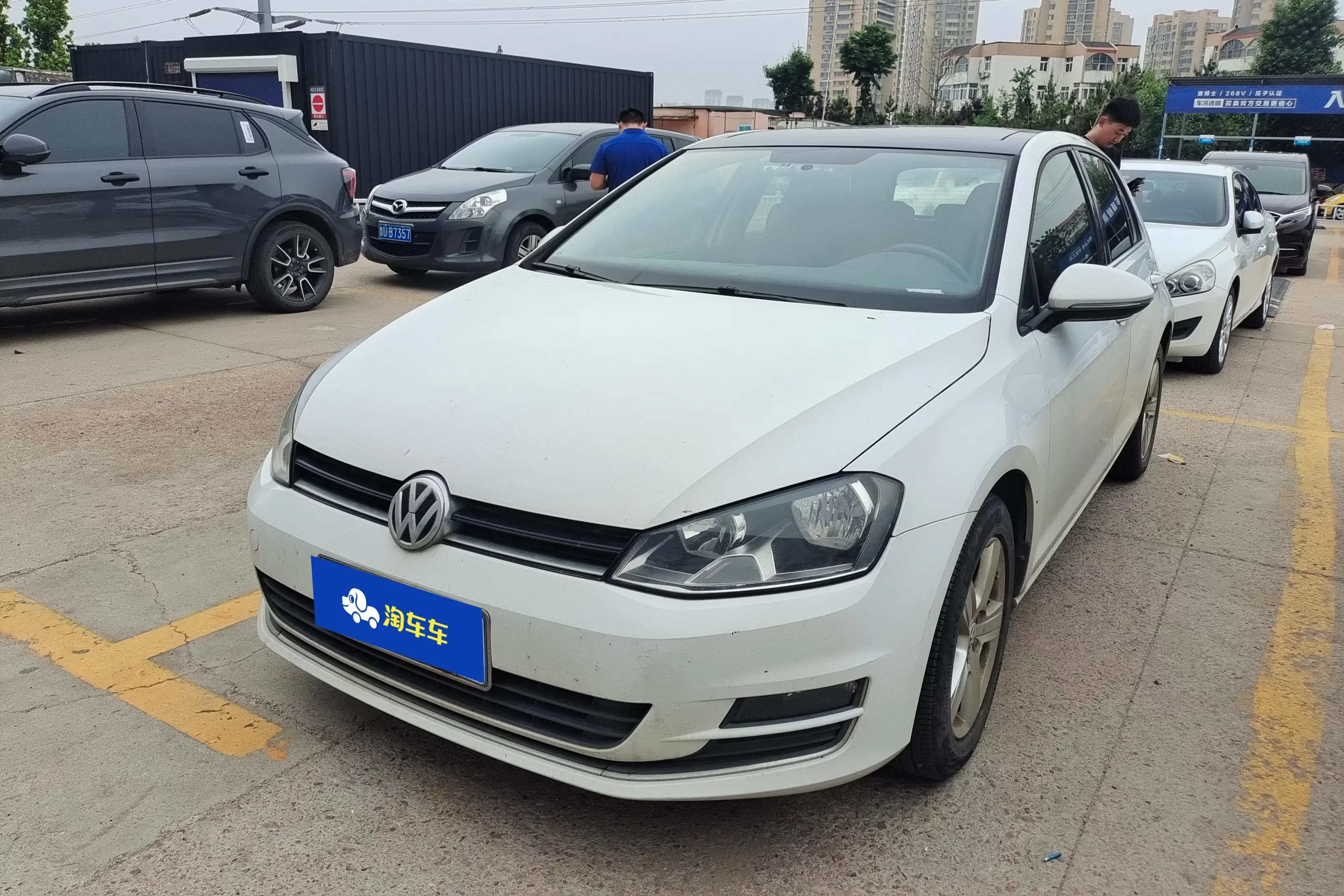 Volkswagen golf